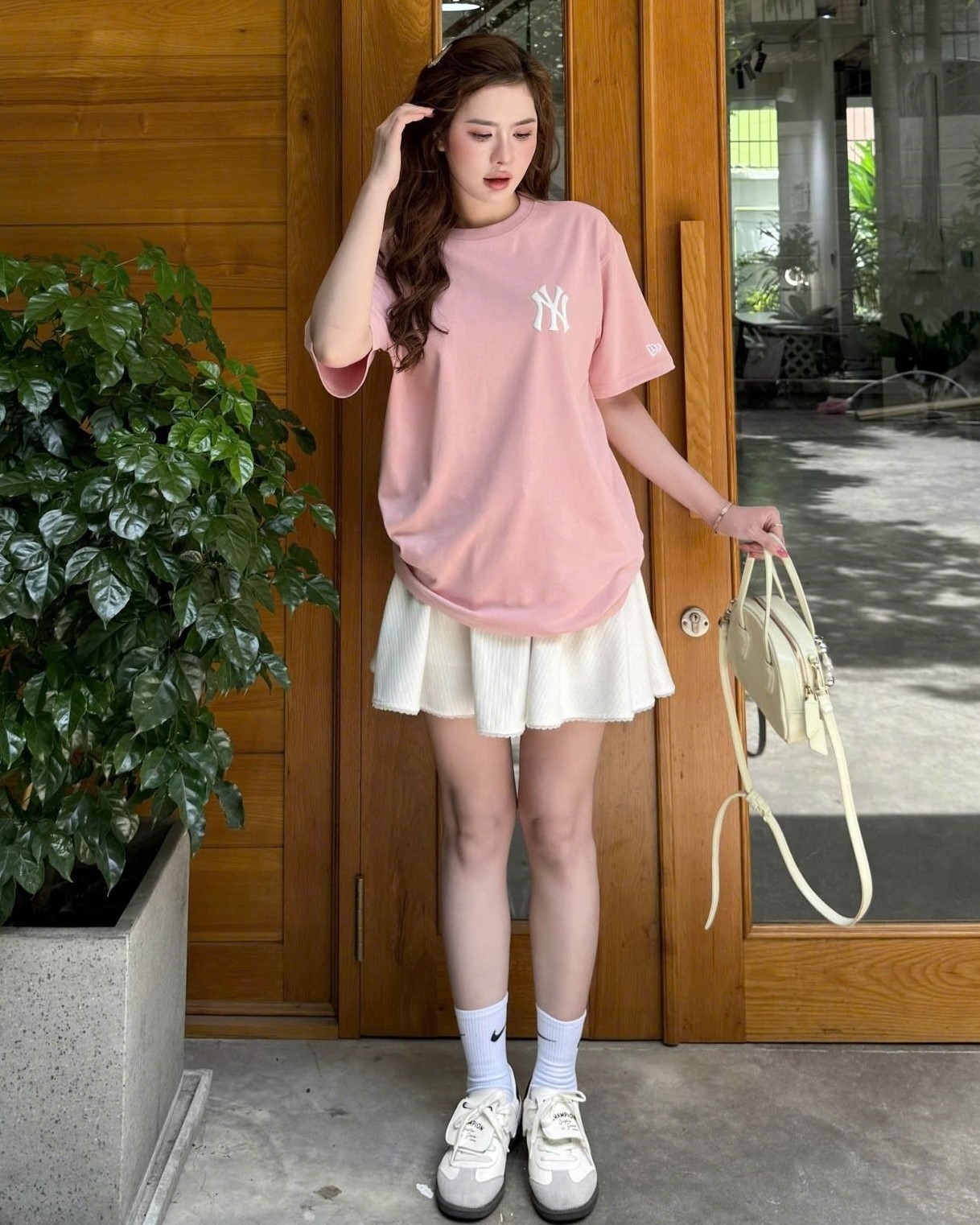 Áo thun nữ New Era New York Yankees Flowers T-shirt Pink 8