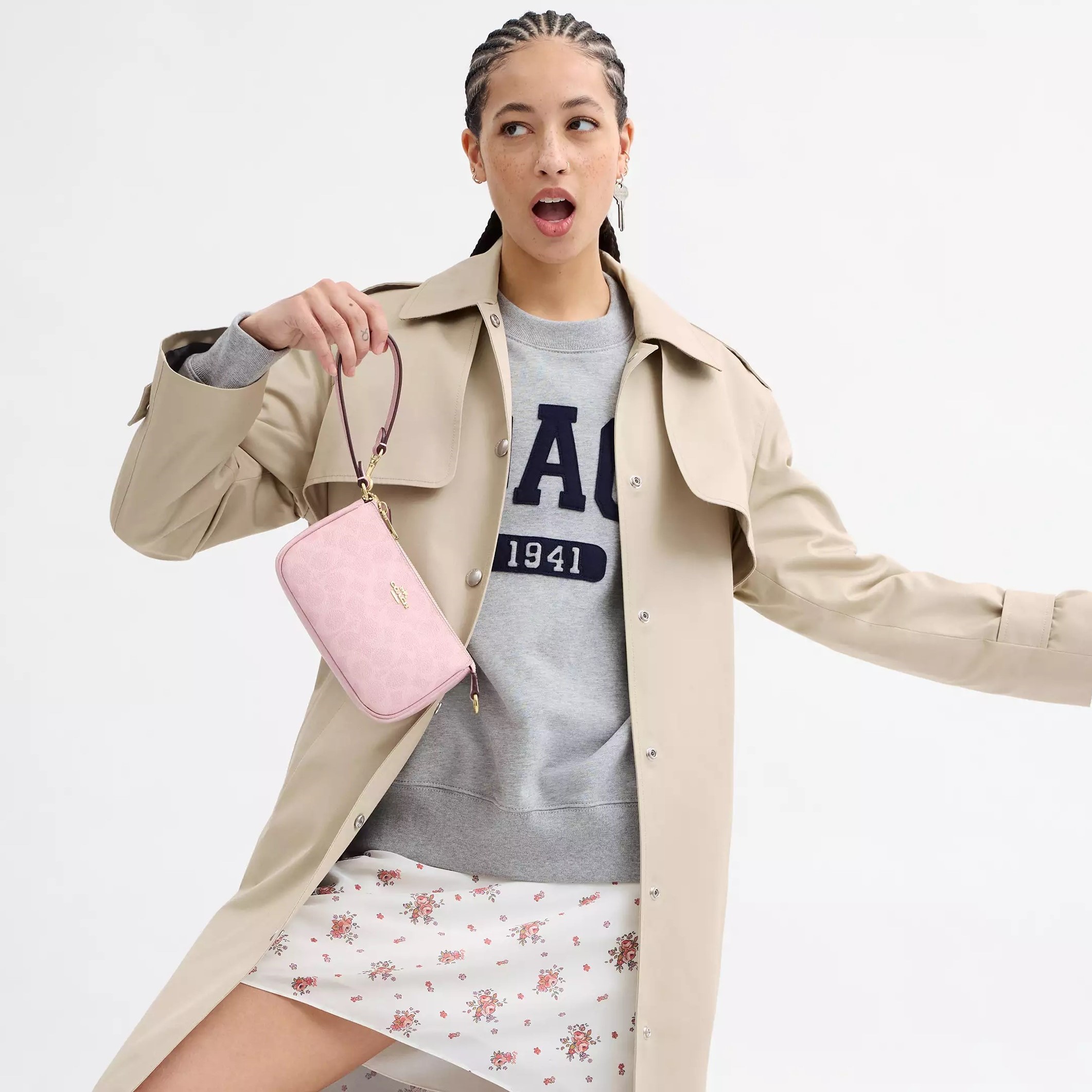 Túi nữ hồng Kẹp nách Coach Nolita 19 In Signature Canvas Powder Pink CW426 3