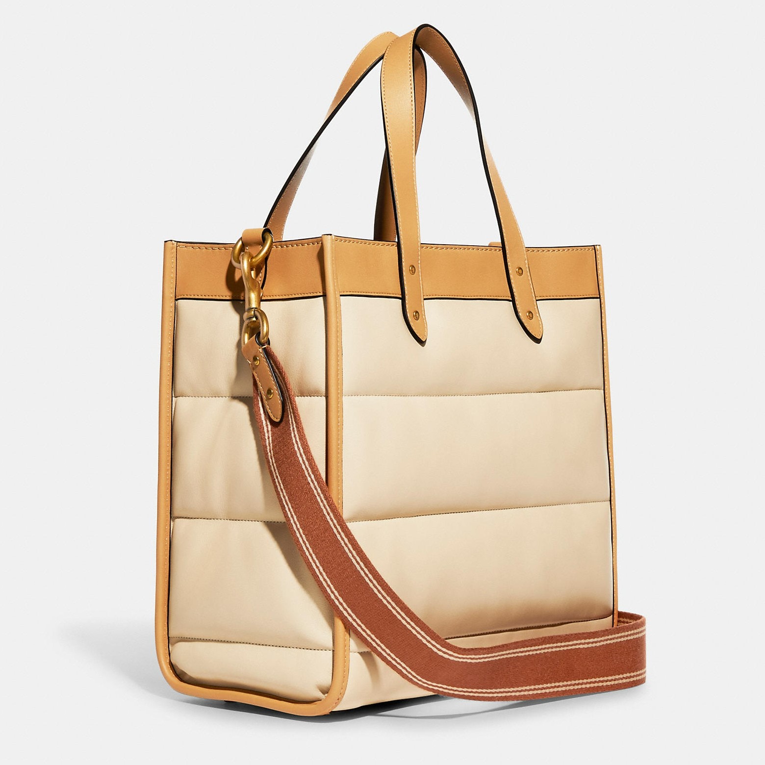 TÚI COACH FIELD TOTE WITH COLORBLOCK QUILTING AND COACH BADGE 3