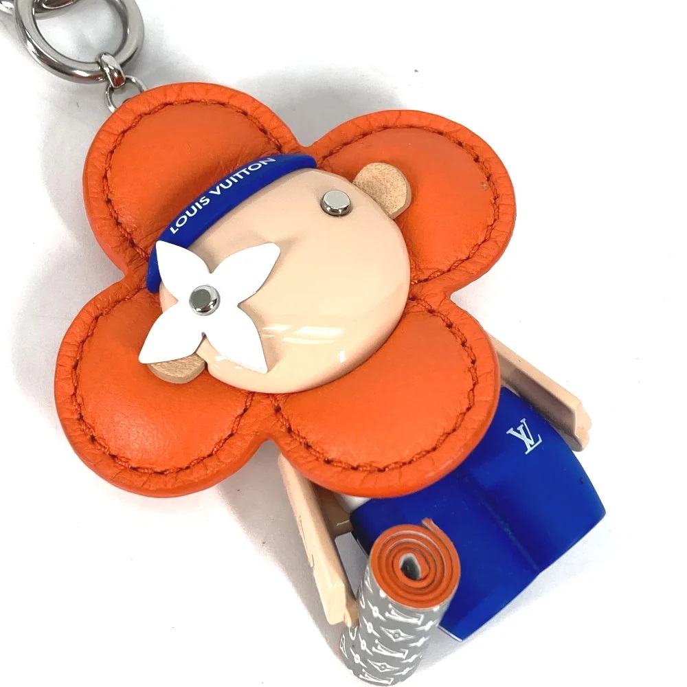 Móc khóa limited LV Louis Vuitton Vivienne Gym Bag Charm M01198 9