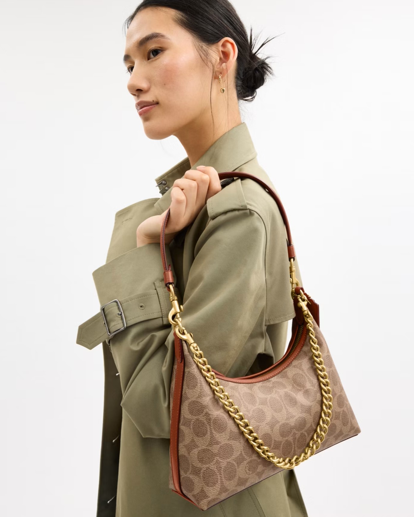 Túi đeo chéo Coach Juliet Shoulder Bag 25 In Signature Canvas Tan Caramel CAM26 16