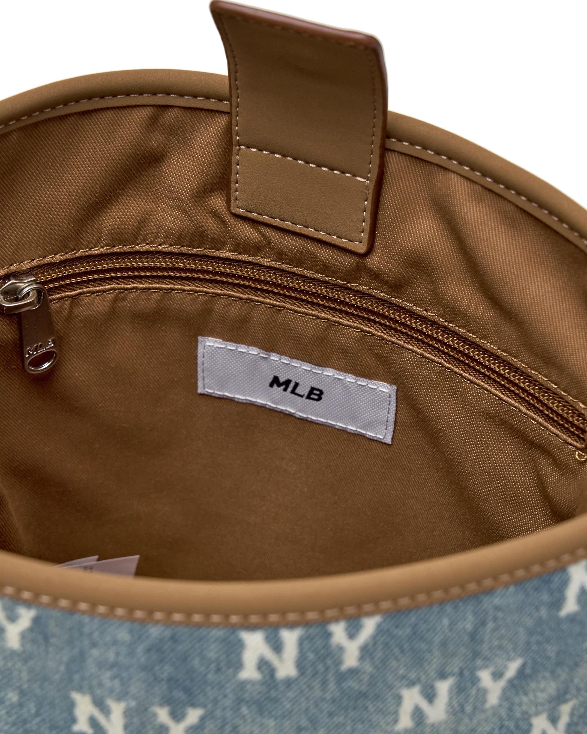 Túi Đeo Chéo nữ MLB Classic Monogram Vintage Denim Bucket Bag New York Yankees Blue 3ABMMV65N-50BLL 1