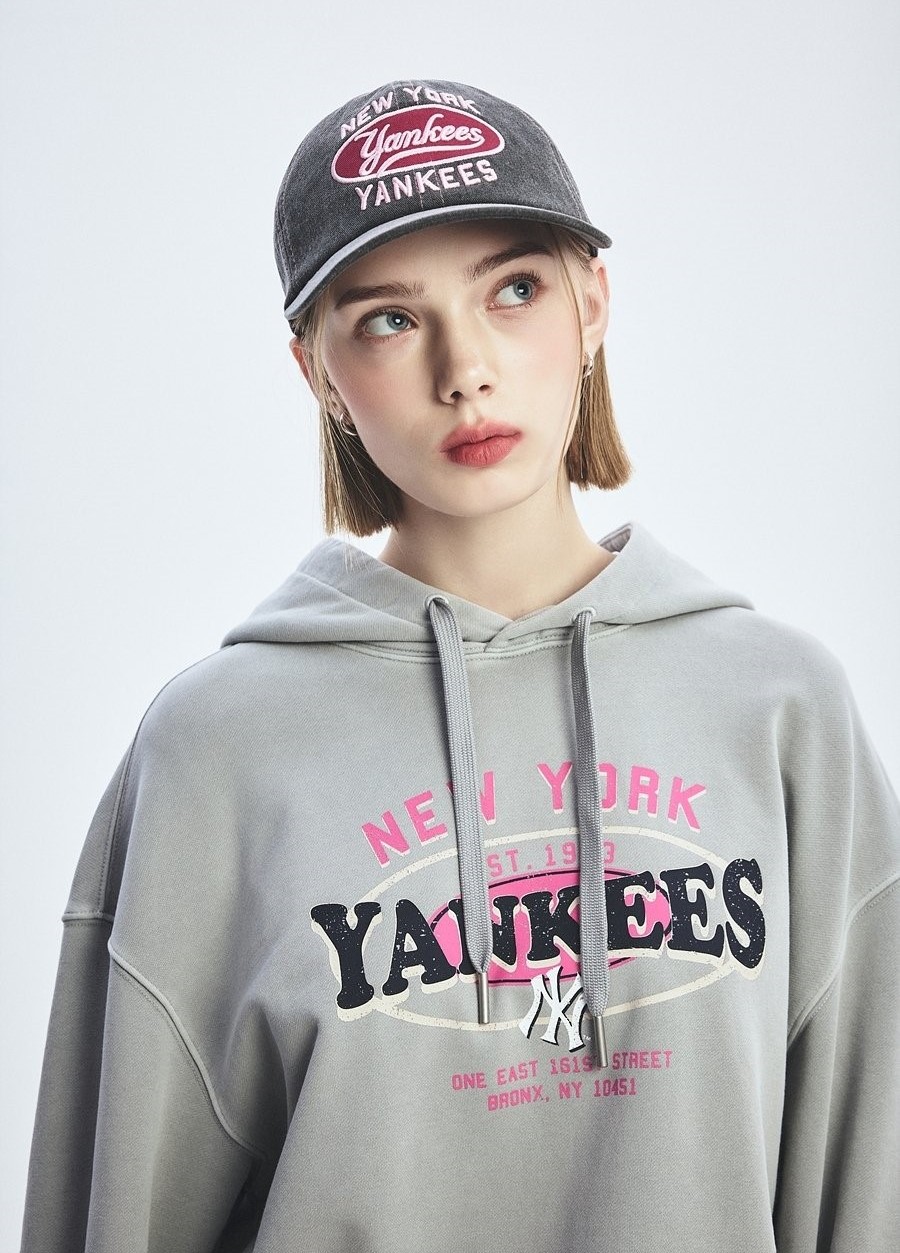 Nón kết MLB Varsity Vintage Oval Stitch Cursive Unstructured Ball Cap New York Yankees 3ACPV055N-50CGS 12