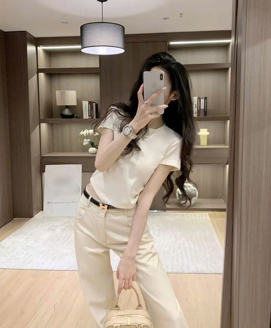 Áo thun tay ngắn cổ tròn trắng Herme 3
