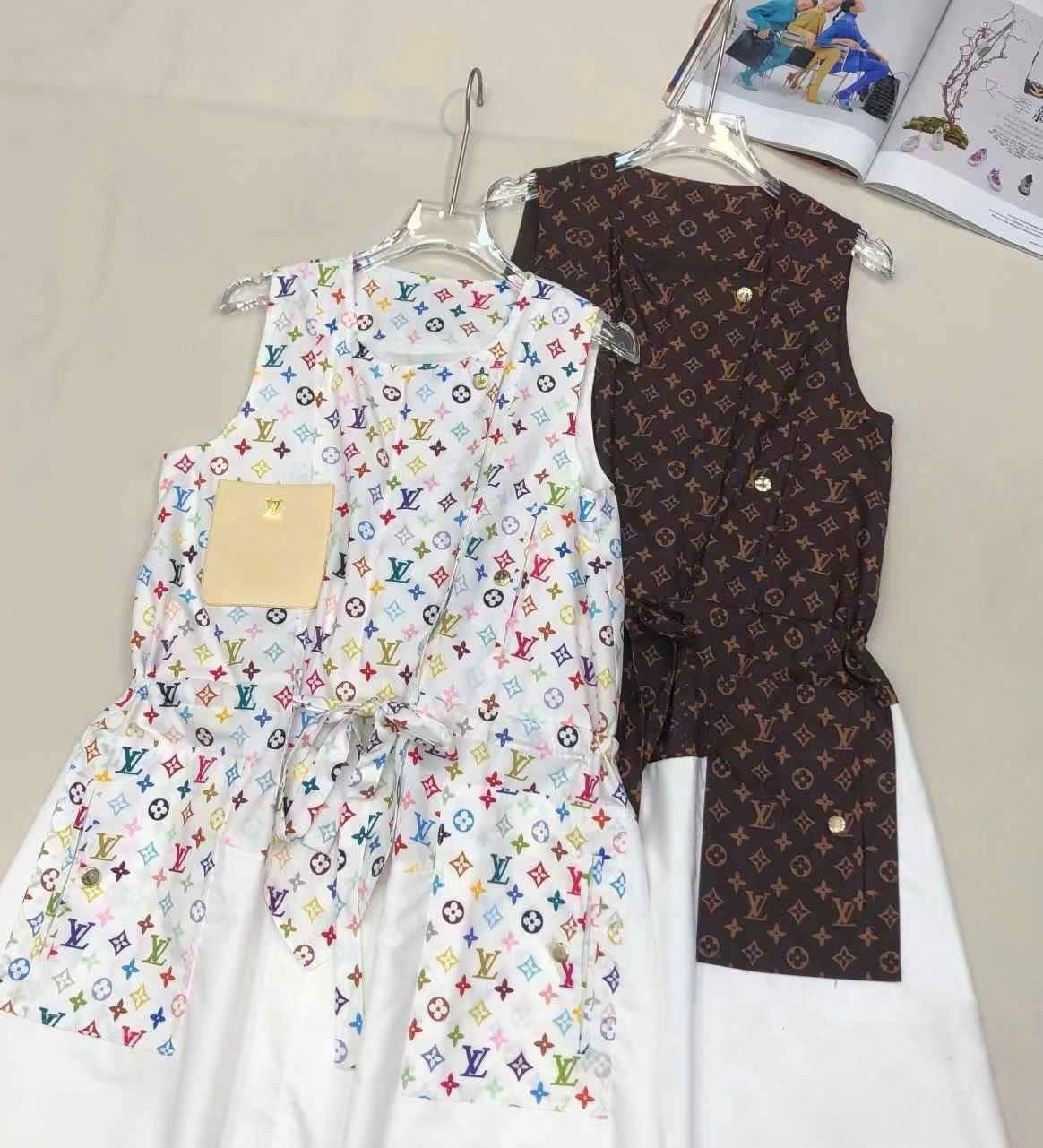 Đầm xòe phối màu thời trang sát nách LV 2