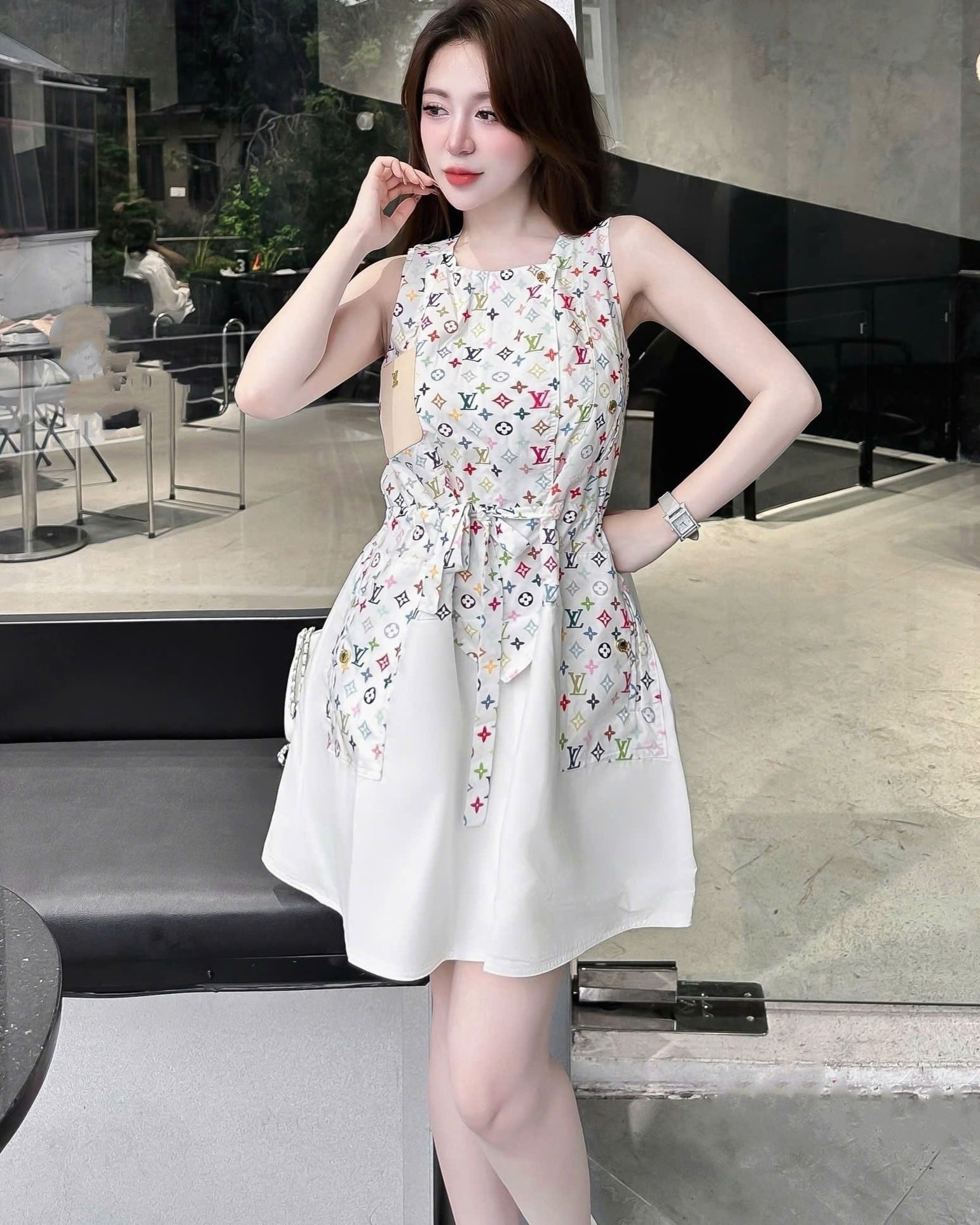 Đầm xòe phối màu thời trang sát nách LV 4