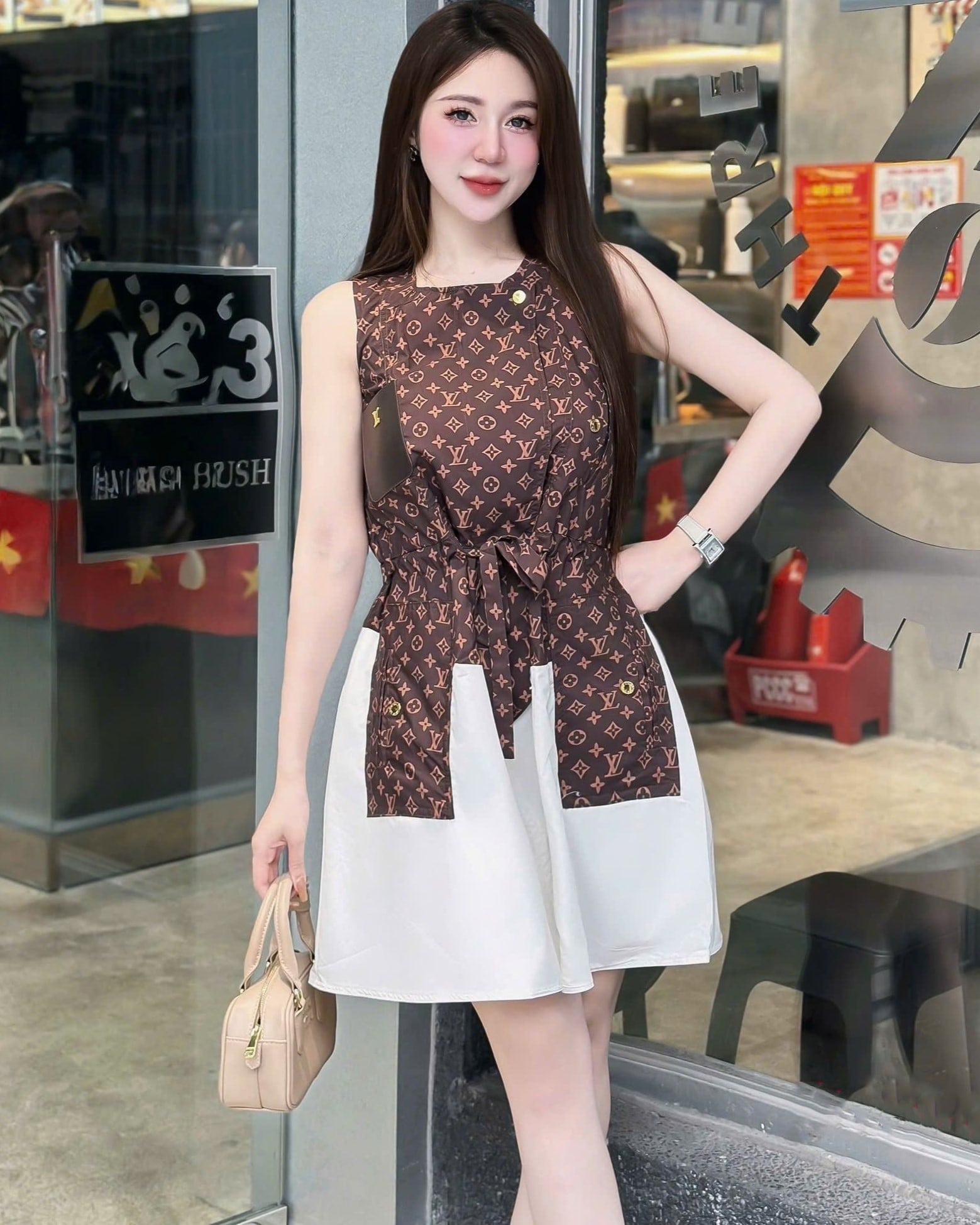 Đầm xòe phối màu thời trang sát nách LV 6