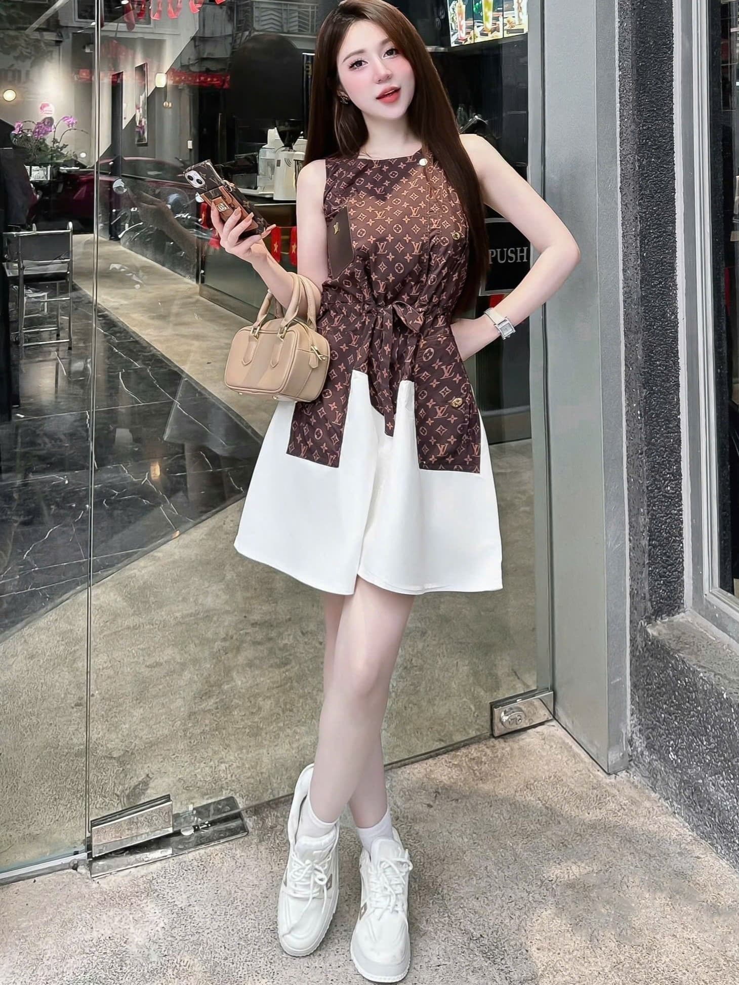 Đầm xòe phối màu thời trang sát nách LV 11