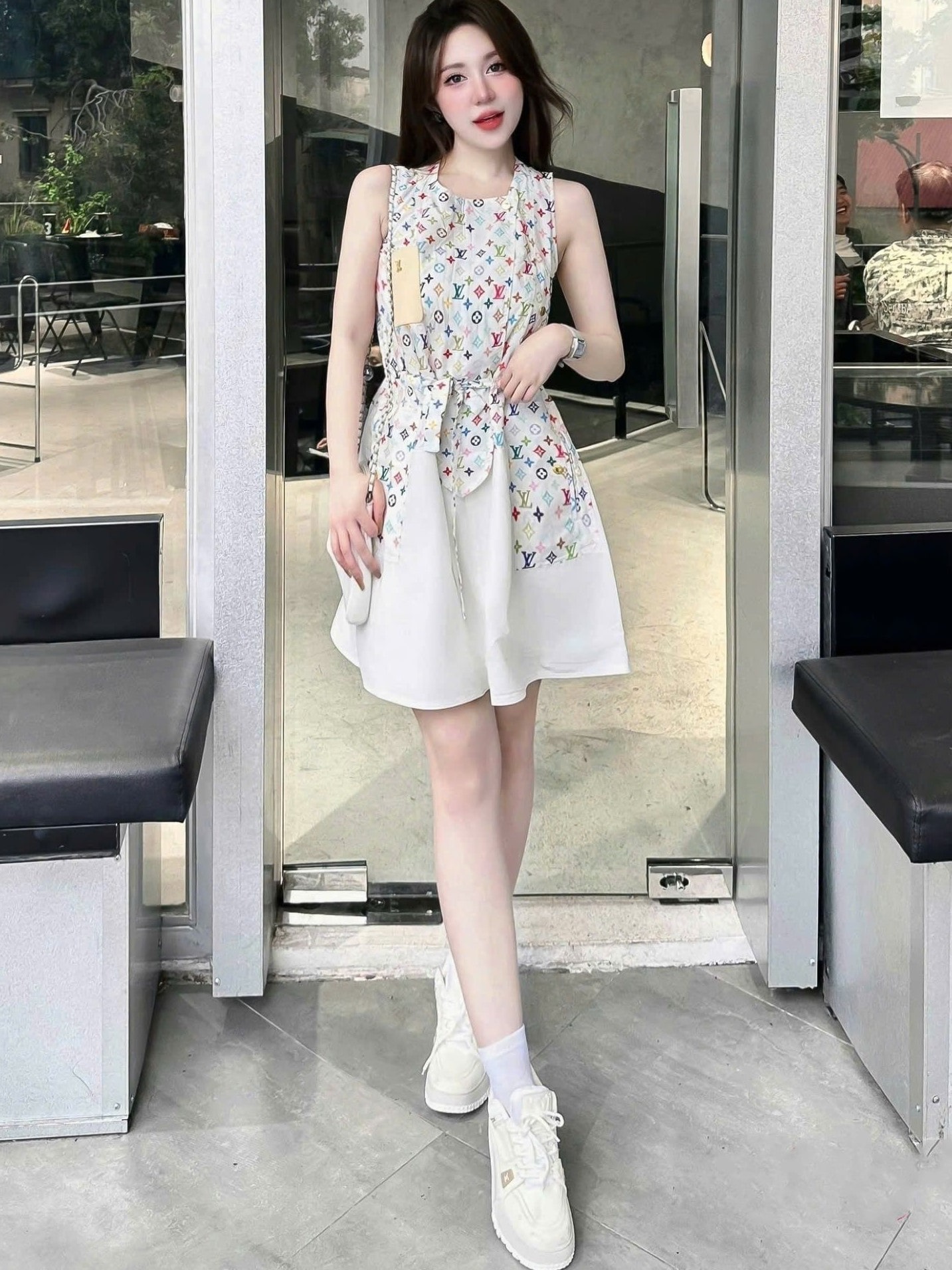 Đầm xòe phối màu thời trang sát nách LV 12