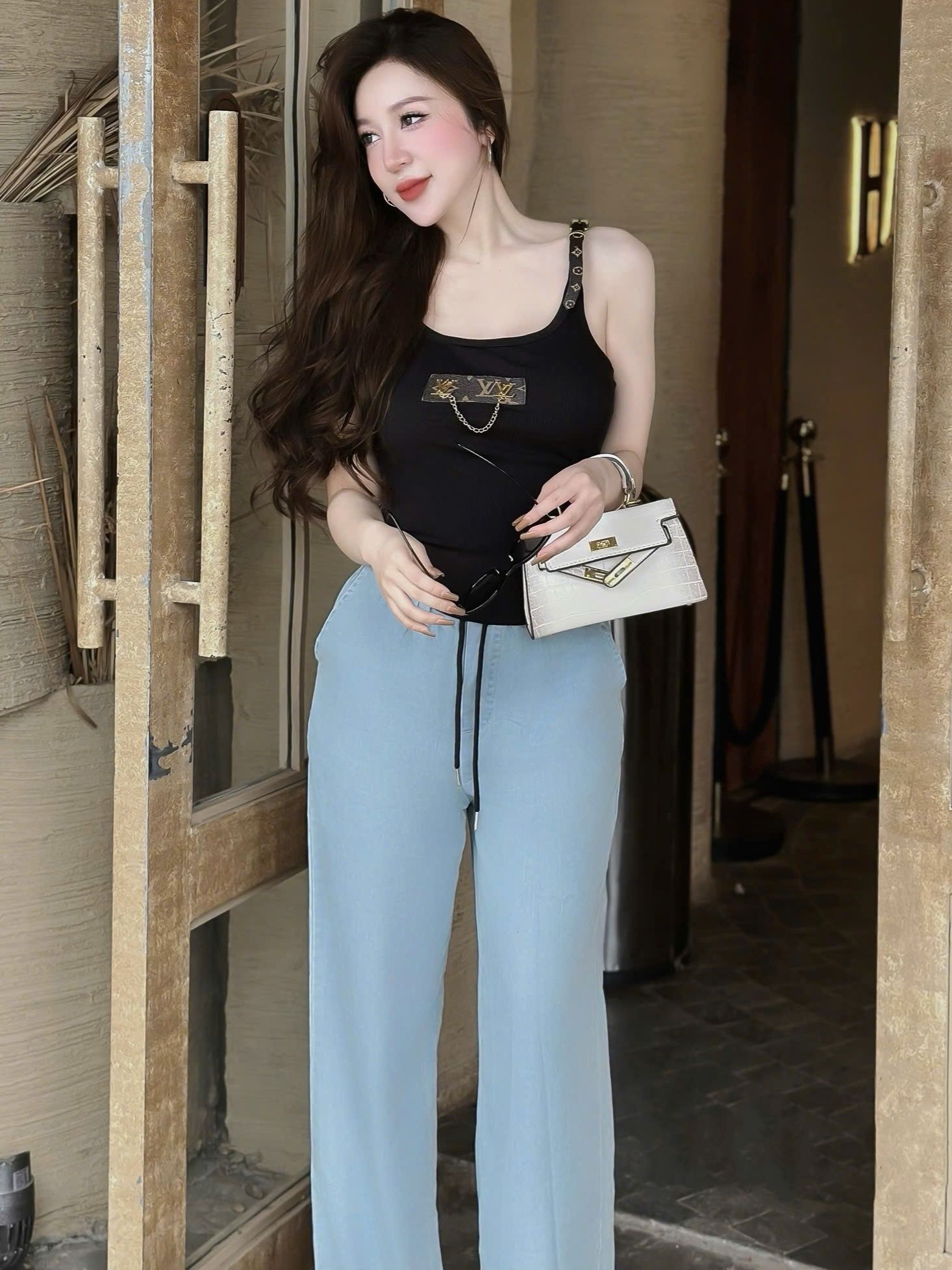 Combo áo thun hai dây quần suông LV 2