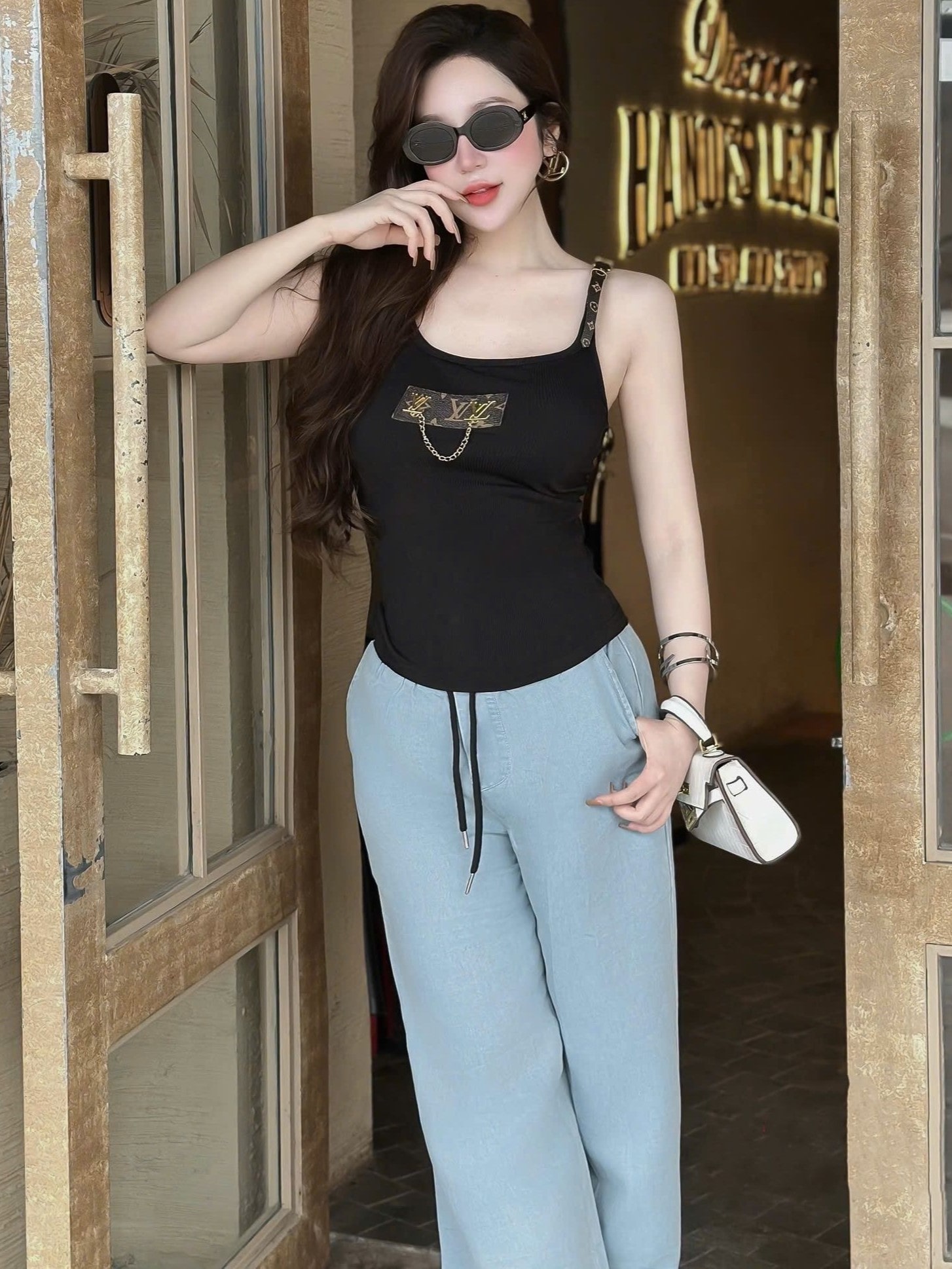Combo áo thun hai dây quần suông LV 8