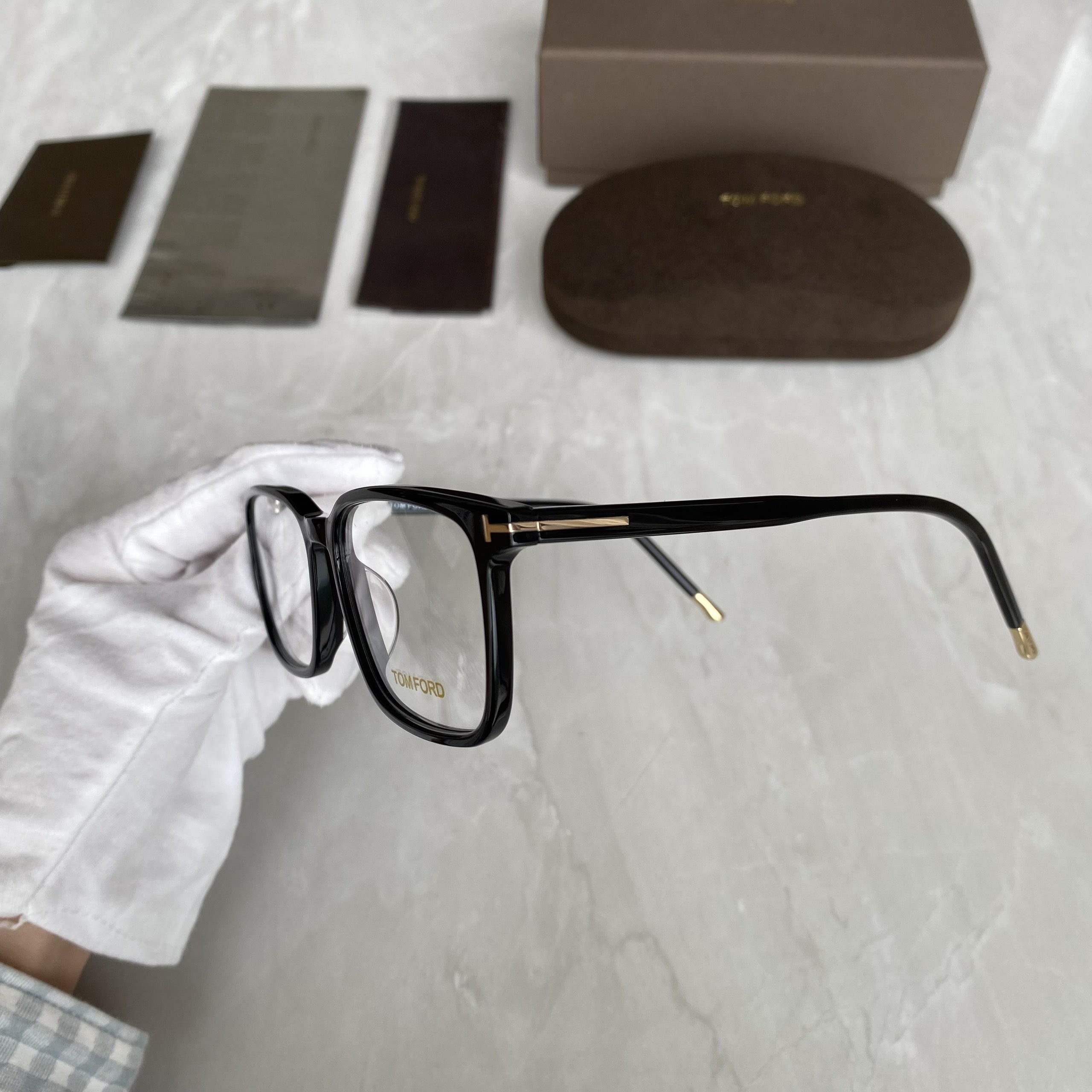 KÍNH GIẢ CẬN TOM FORD RECTANGLE SHAPE PREMIUM ACETATE EYEGLASSES TF5607 11
