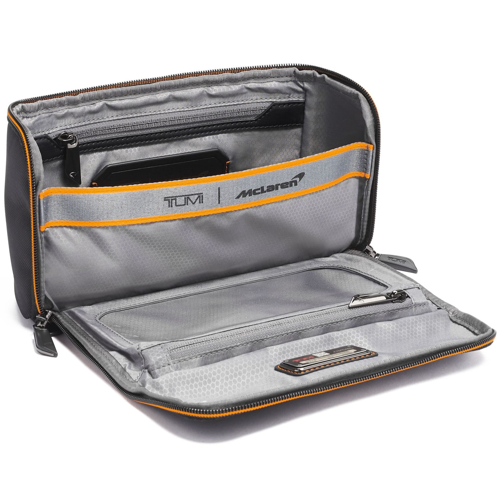 CLUTCH CẦM TAY MÀU ĐEN TUMI MCLAREN REMEX ACCESSORY KIT 2