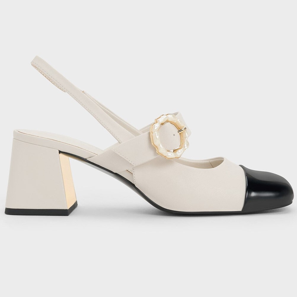 Giày bít mũi CNK Charles Keith Patent Two-Tone Pearl Buckle 