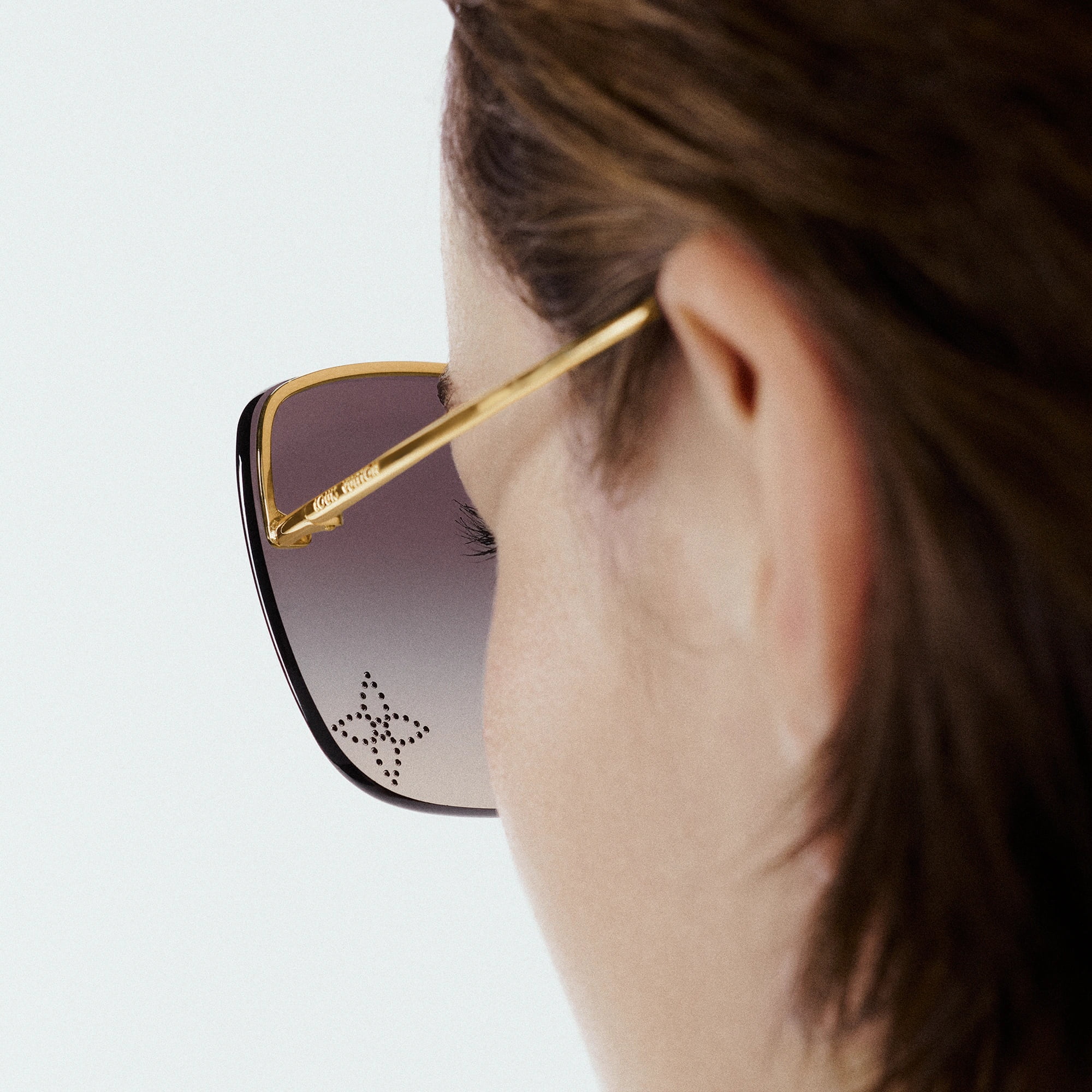 Kính mát LV Louis Vuitton Glam Square Sunglasses Black 3