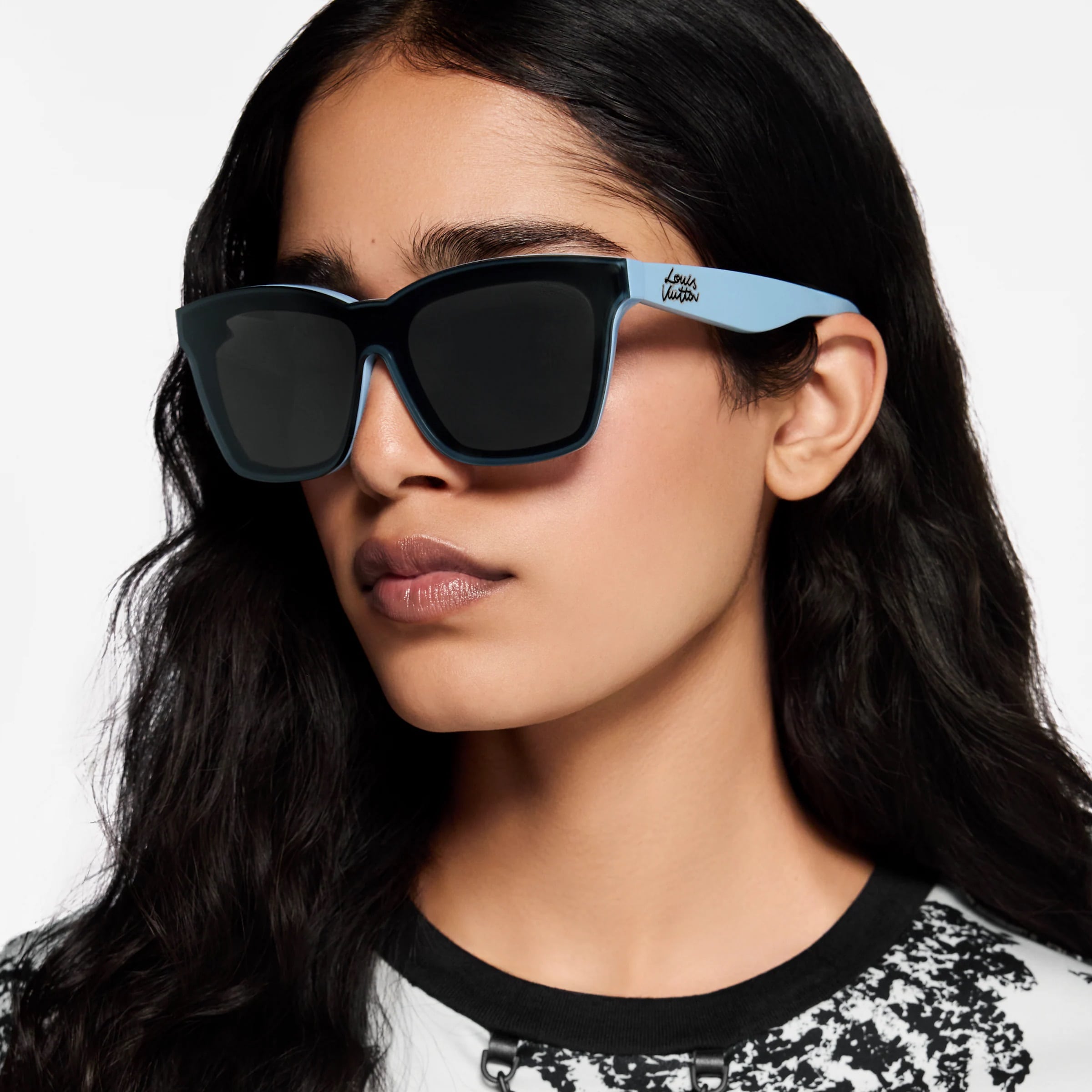 Kính mát LV Script Square Sunglasses Blue 1