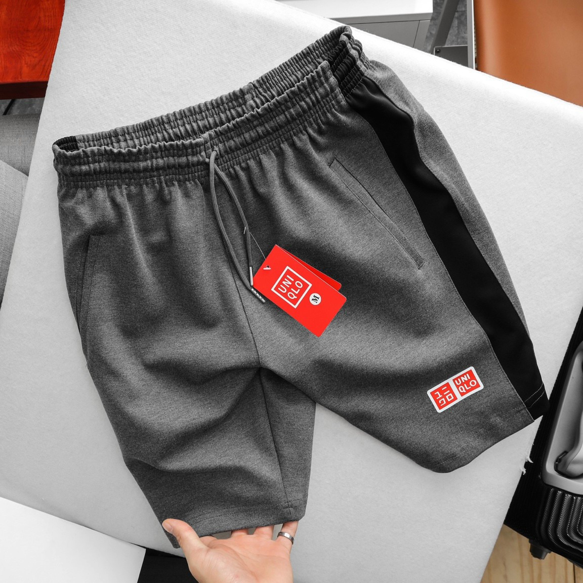 QUẦN SHORT NAM THỂ THAO UNIQLO 2