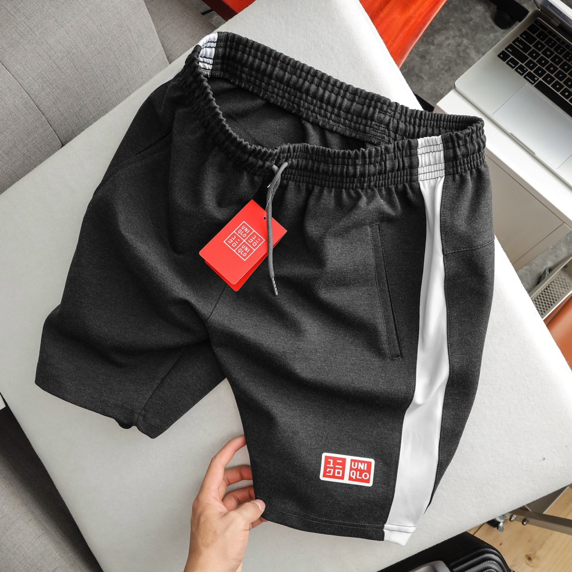 QUẦN SHORT NAM THỂ THAO UNIQLO 11