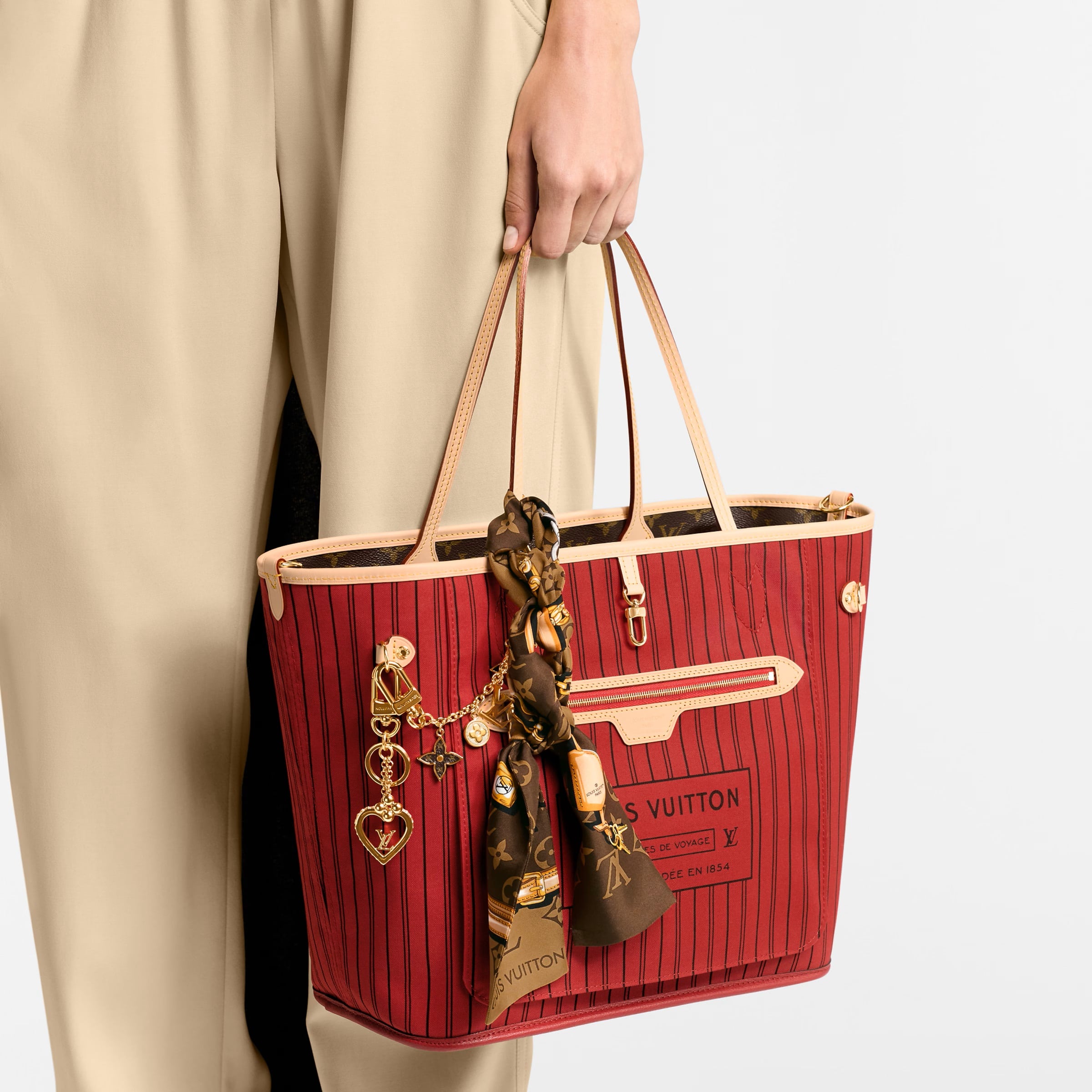 Phụ Kiện charm Treo Túi xách Louis Vuitton Spring Street Chain Bag Charm 6