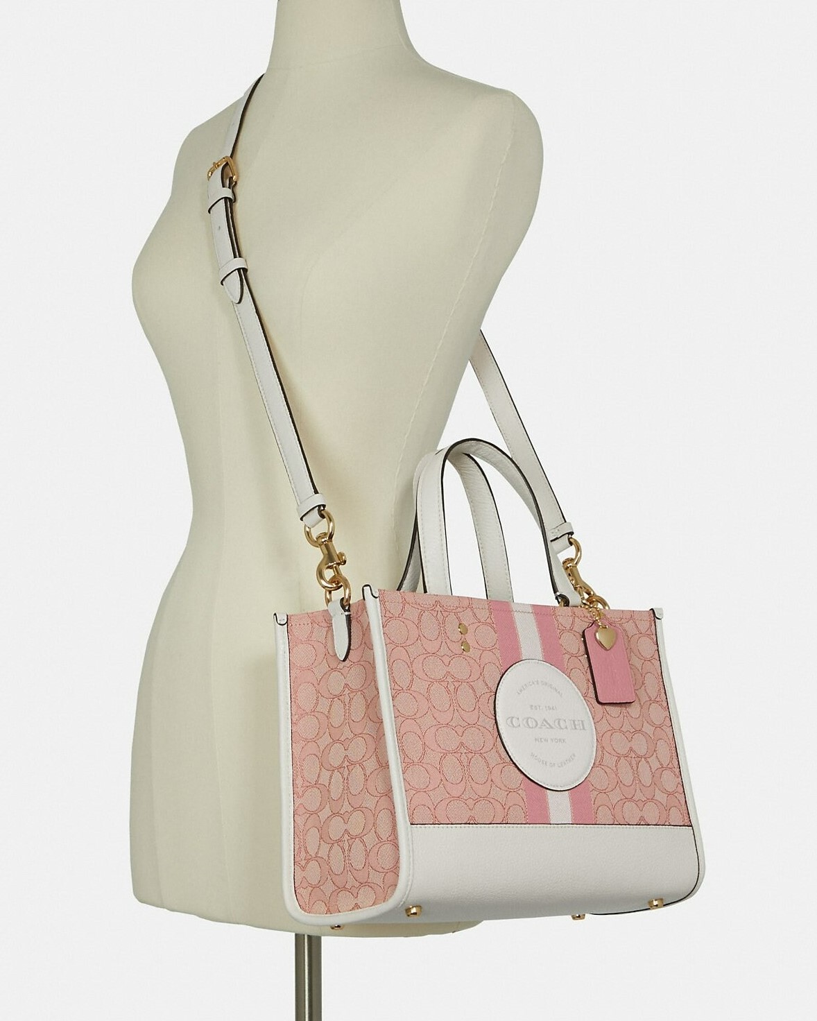 TÚI TOTE NỮ COACH DEMPSEY CARRYALL IN SIGNATURE JACQUARD WITH COACH PATCH AND HEART CHARM 4