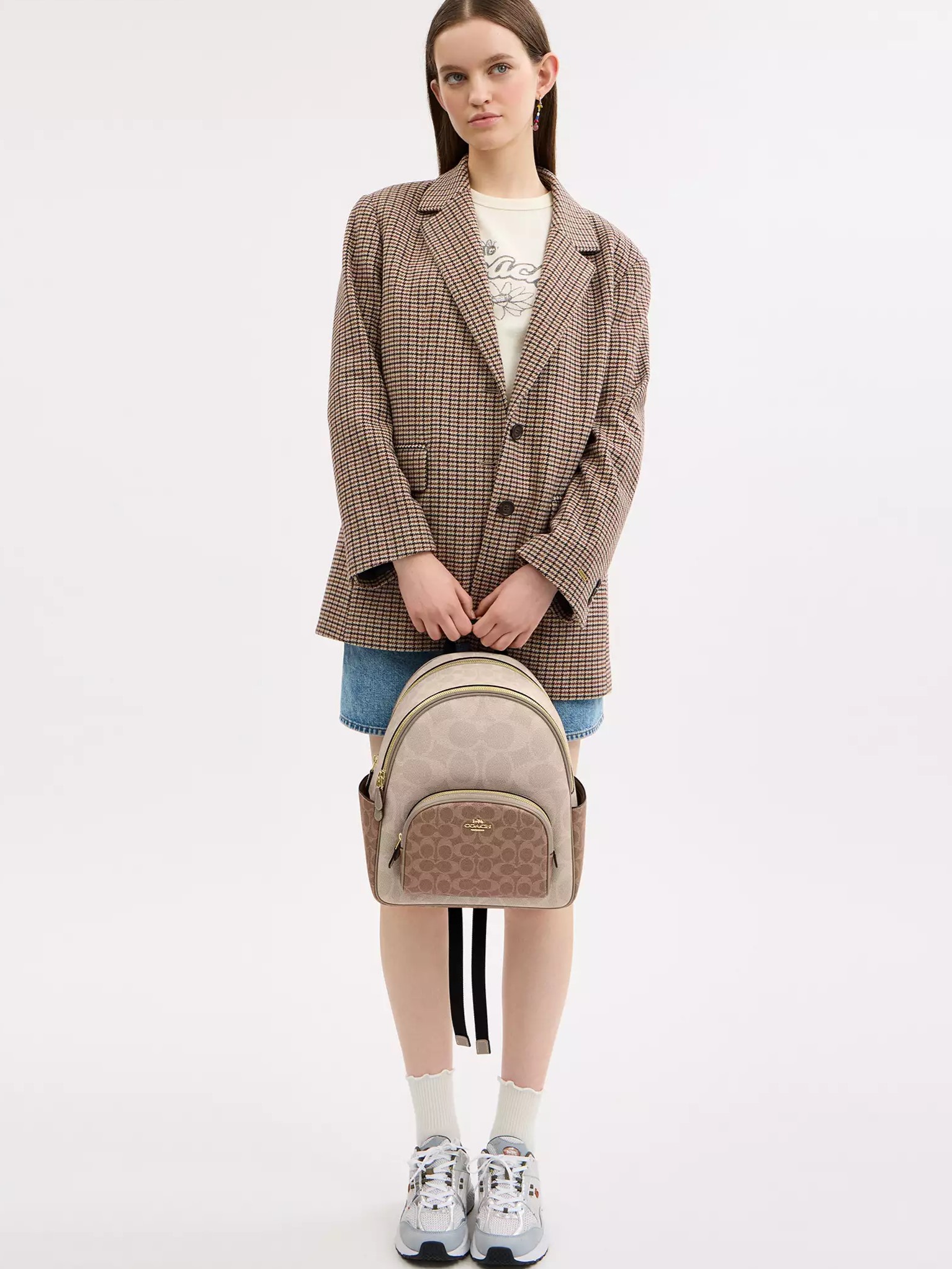 Ba lô Coach Coat Backpack in Blocked Signature Canvas Sand CZ771 1