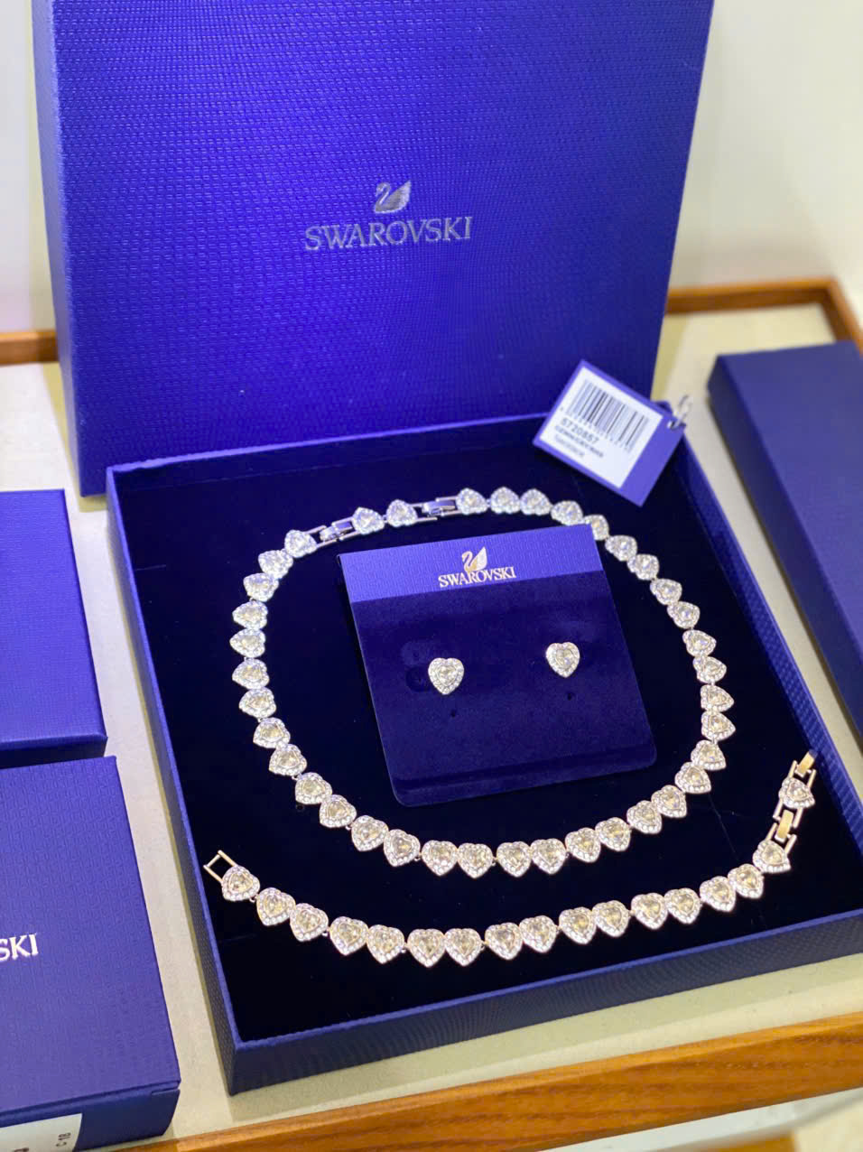 Vòng tay nữ Ariana Grande x Swarovski Bracelet Mixed Cuts Heart White Rhodium Plated 5720860 8
