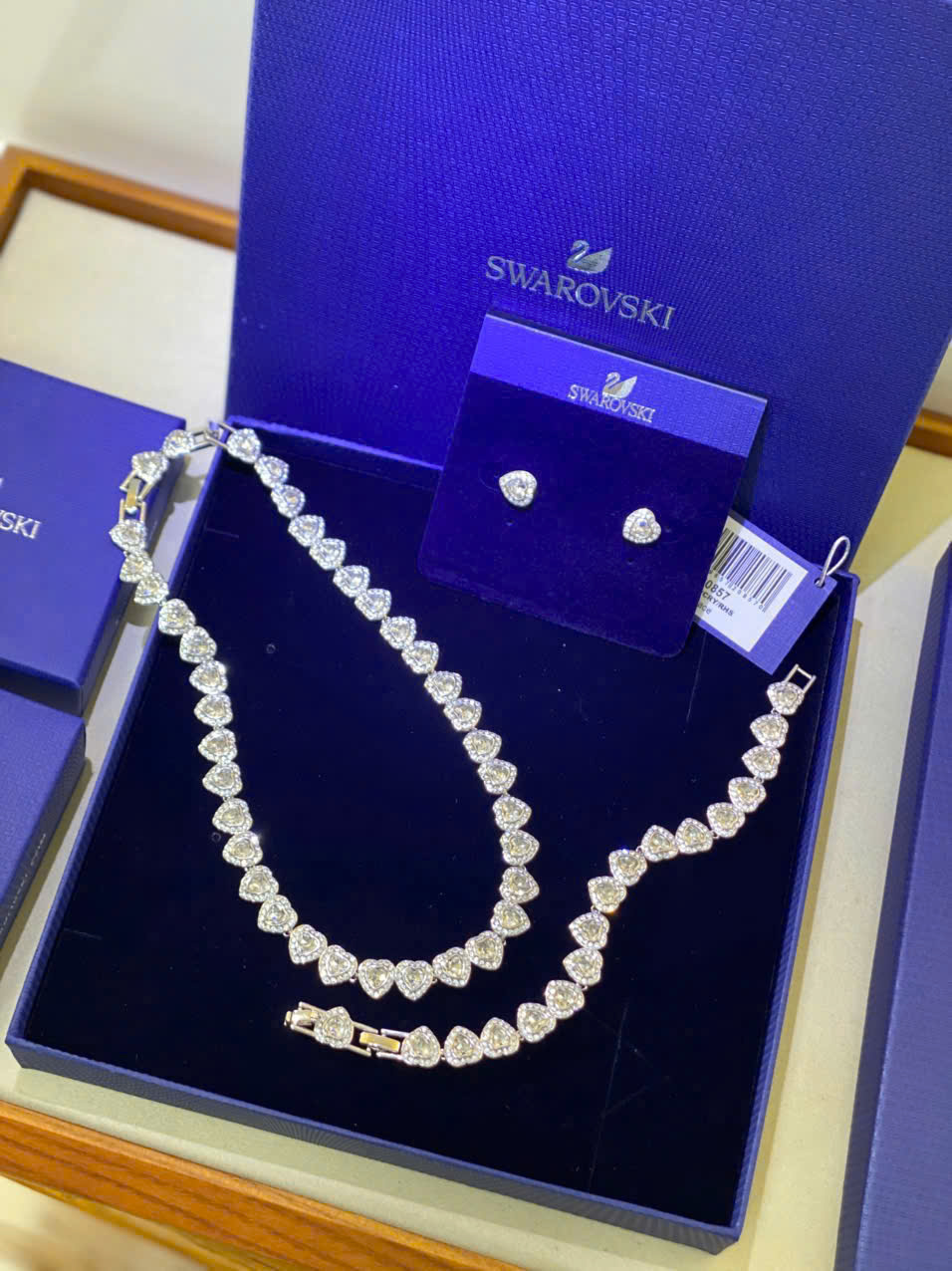 Vòng tay nữ Ariana Grande x Swarovski Bracelet Mixed Cuts Heart White Rhodium Plated 5720860 11