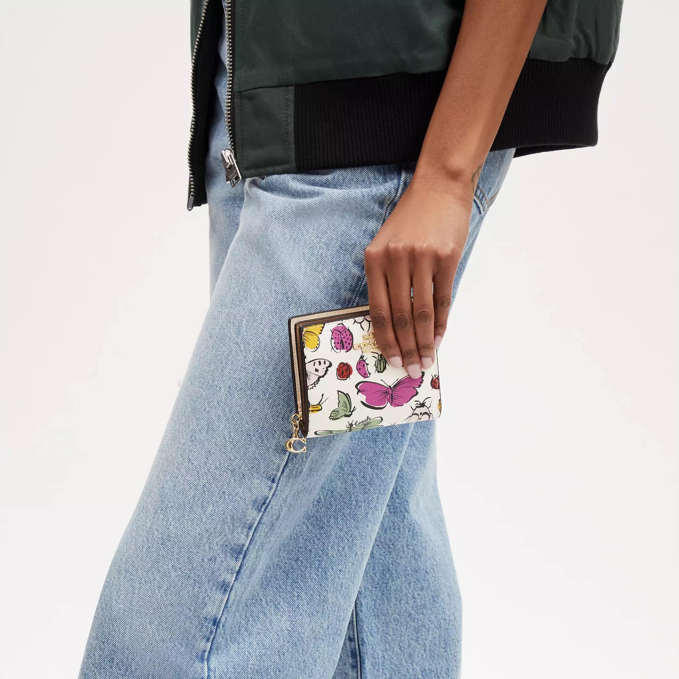 Ví nữ Coach Mini Snap Wallet With Creature Print Novelty print Gold Chalk Multi CR795 2
