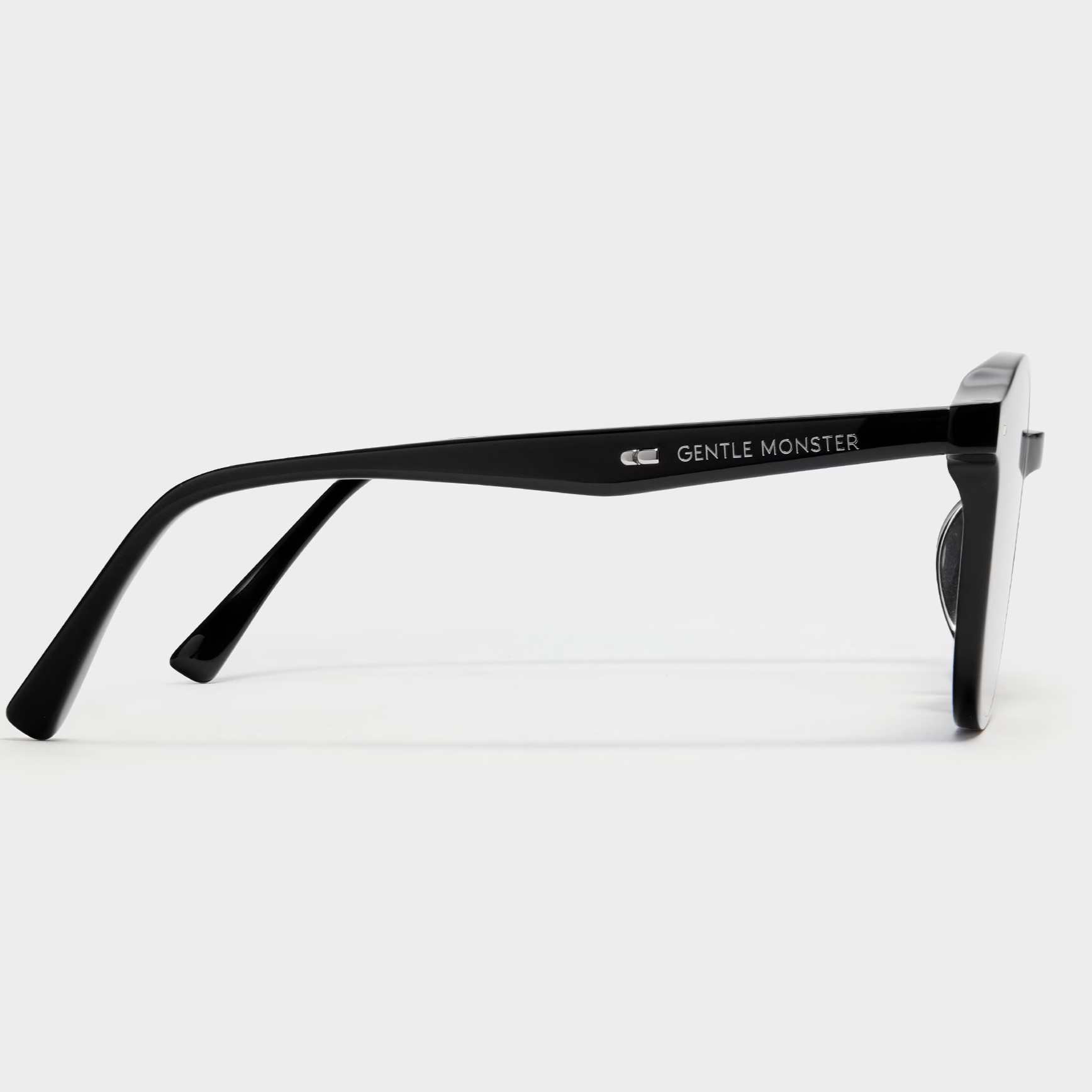 Kính mát Gentle Monster Obon 01 Round Acetate Frame 7