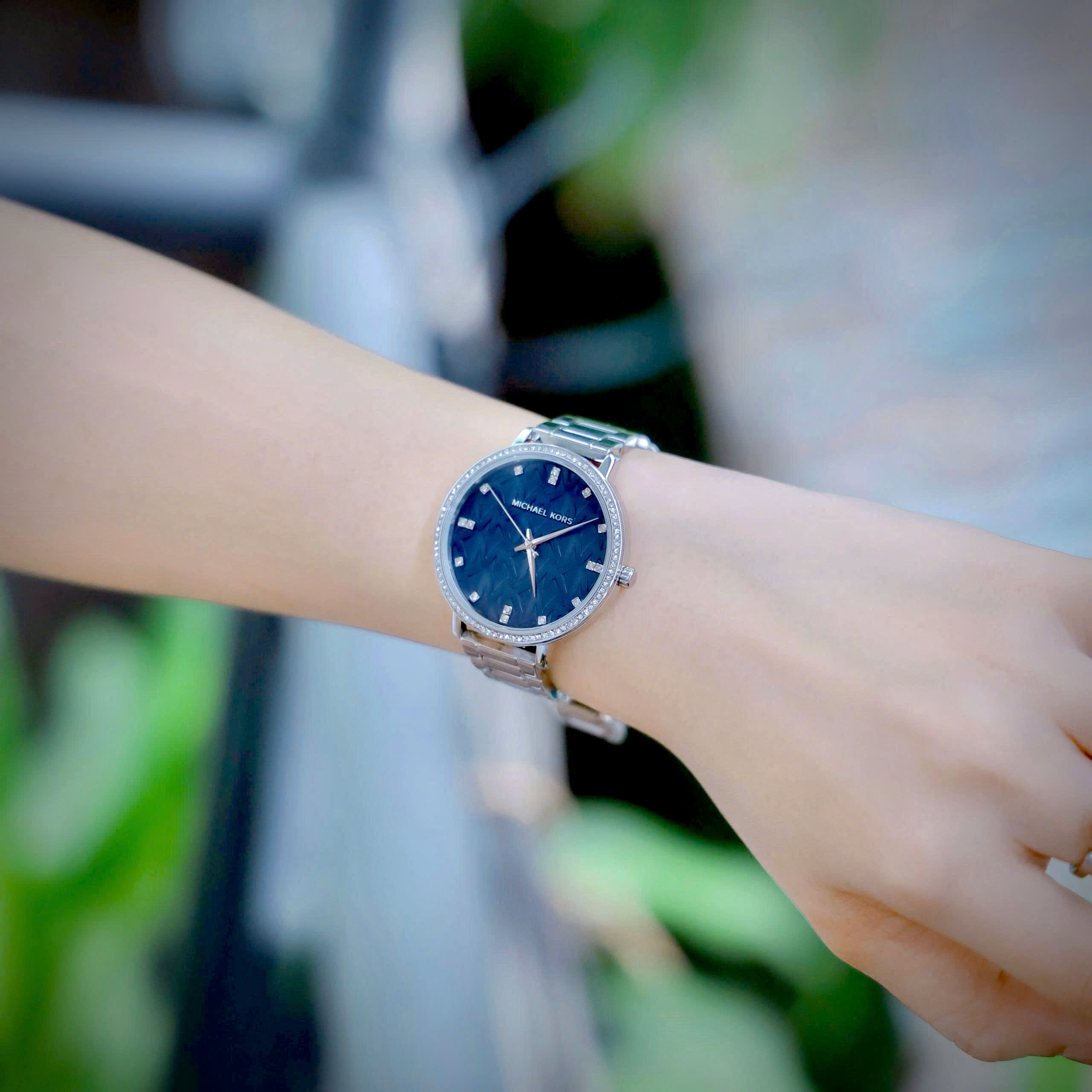 Đồng hồ đeo tay nữ Michael Kors Pyper Blue Dial Silver Tone Womens Watch MK4671 9