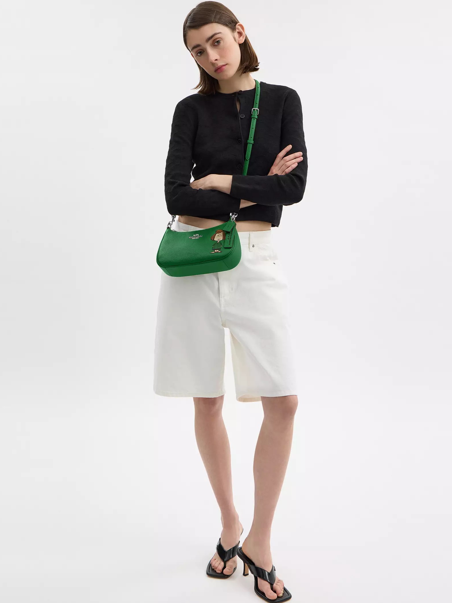 Túi đeo chéo Coach X Peanuts Teri Shoulder Bag With Peppermint Patty Kelly Green Multi CBJ77 8