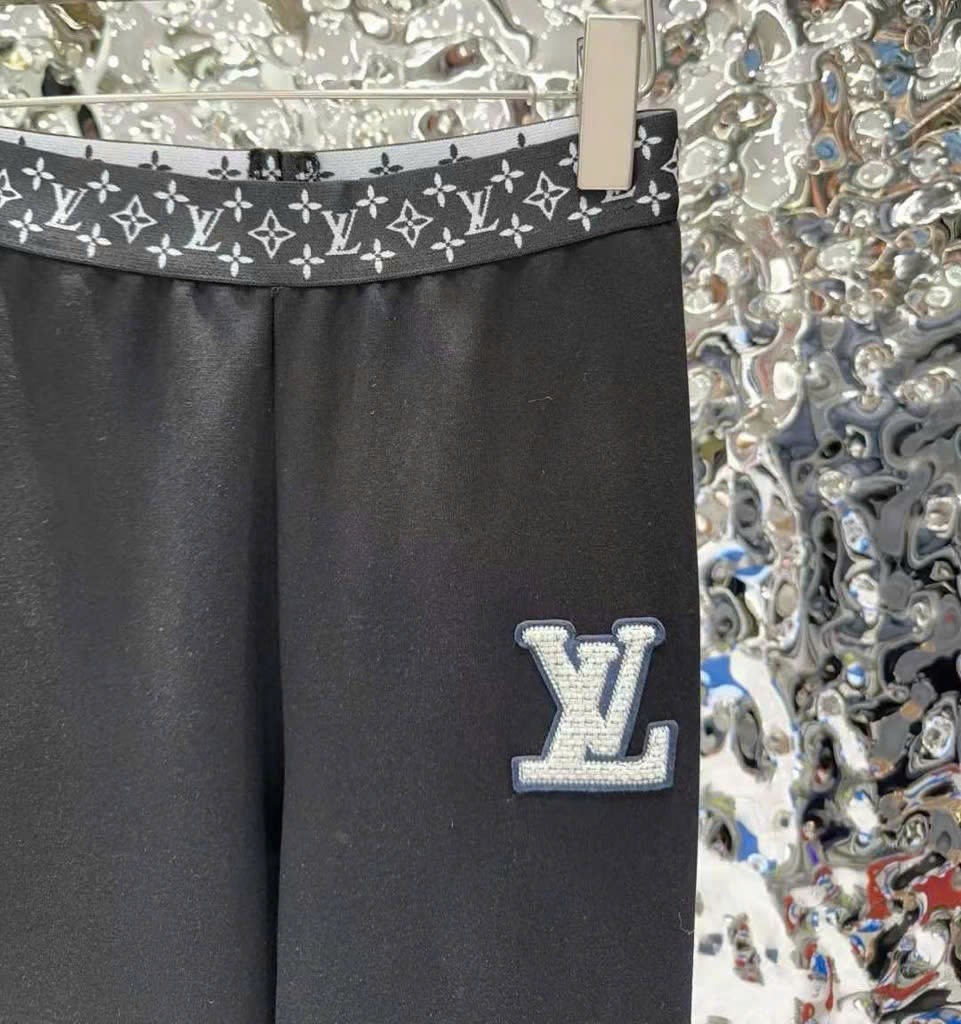 Quần legging nữ thời trang LV 8