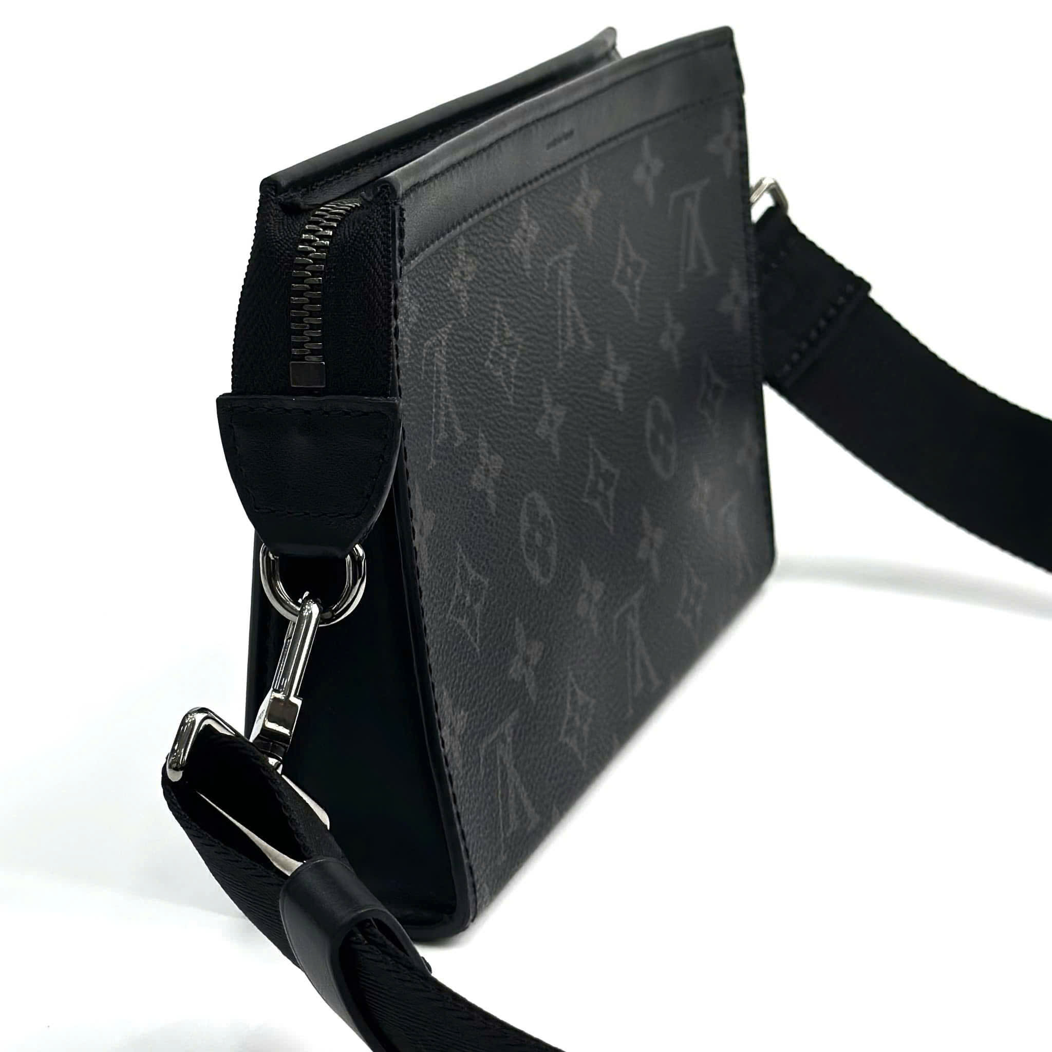 Túi đeo chéo LV Nam Louis Vuitton Gaston Wearable Wallet Monogram Eclipse 10