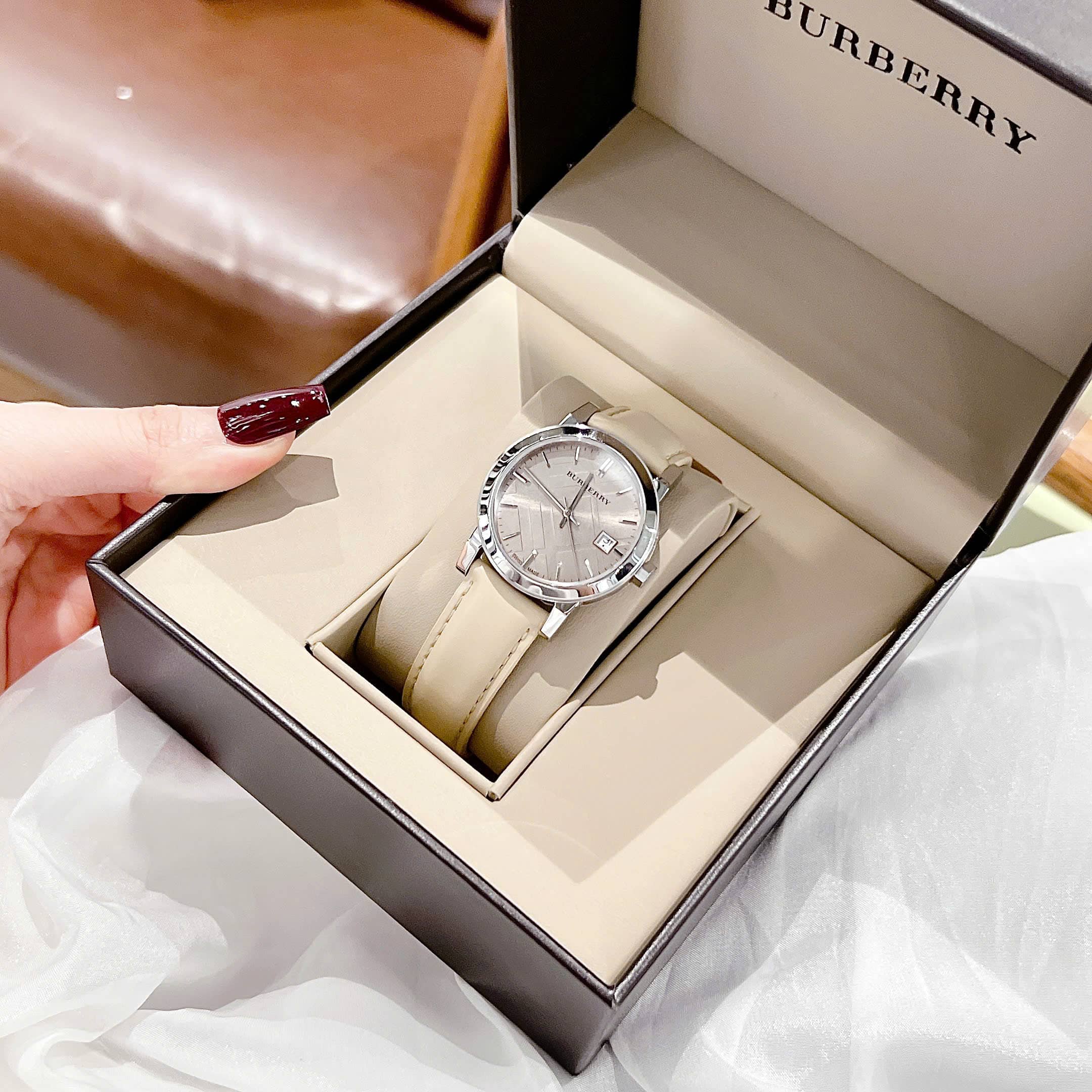 Đồng hồ đeo tay nữ Burberry Ladies Watch The City Check Neutral Silver BU9107 8