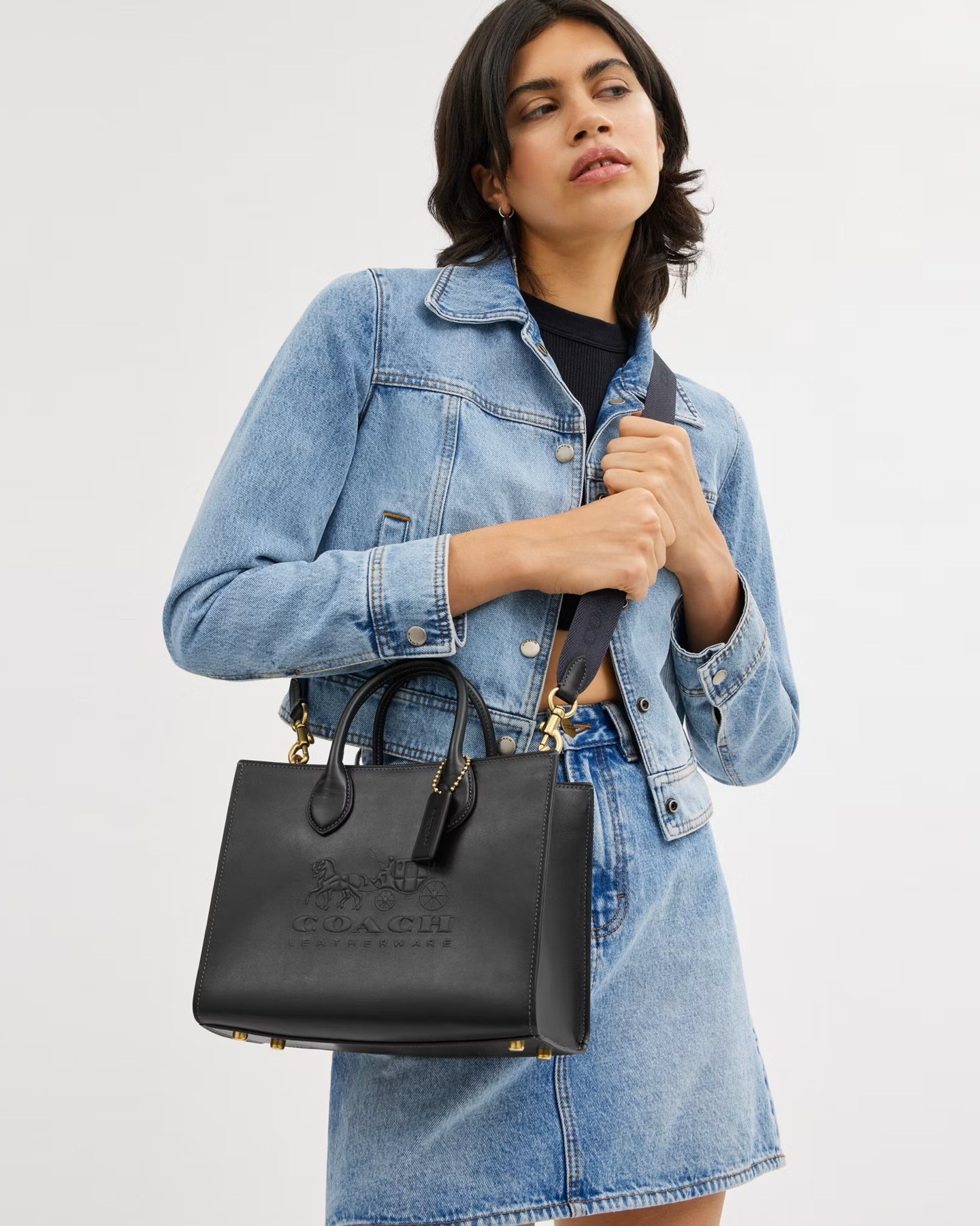 Túi xách Coach nữ Ace Tote Bag 26 Black CR681 4