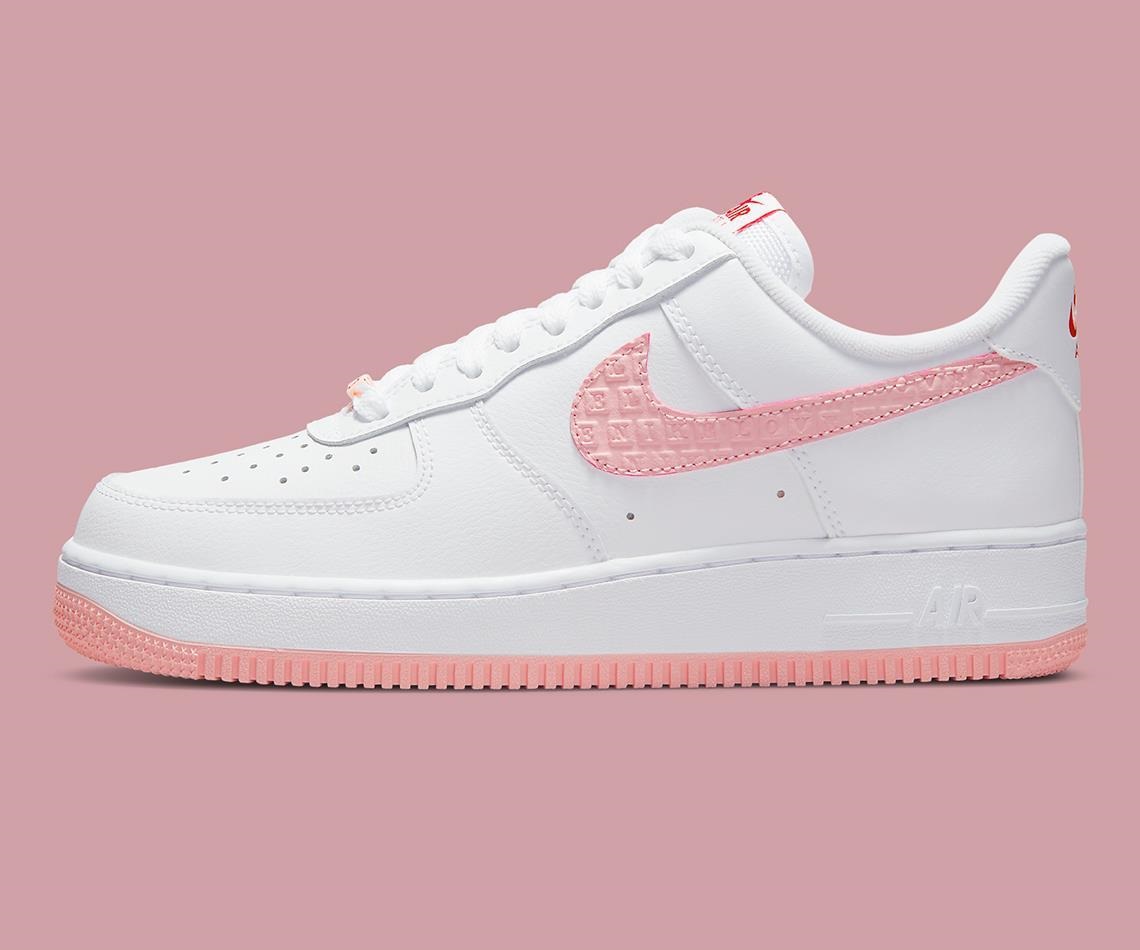 GIÀY NỮ NIKE AIR FORCE 1 07 LOW VD VALENTINE S DAY WHITE ATMOSPHERE UNIVERSITY RED SAIL DQ9320-100 6