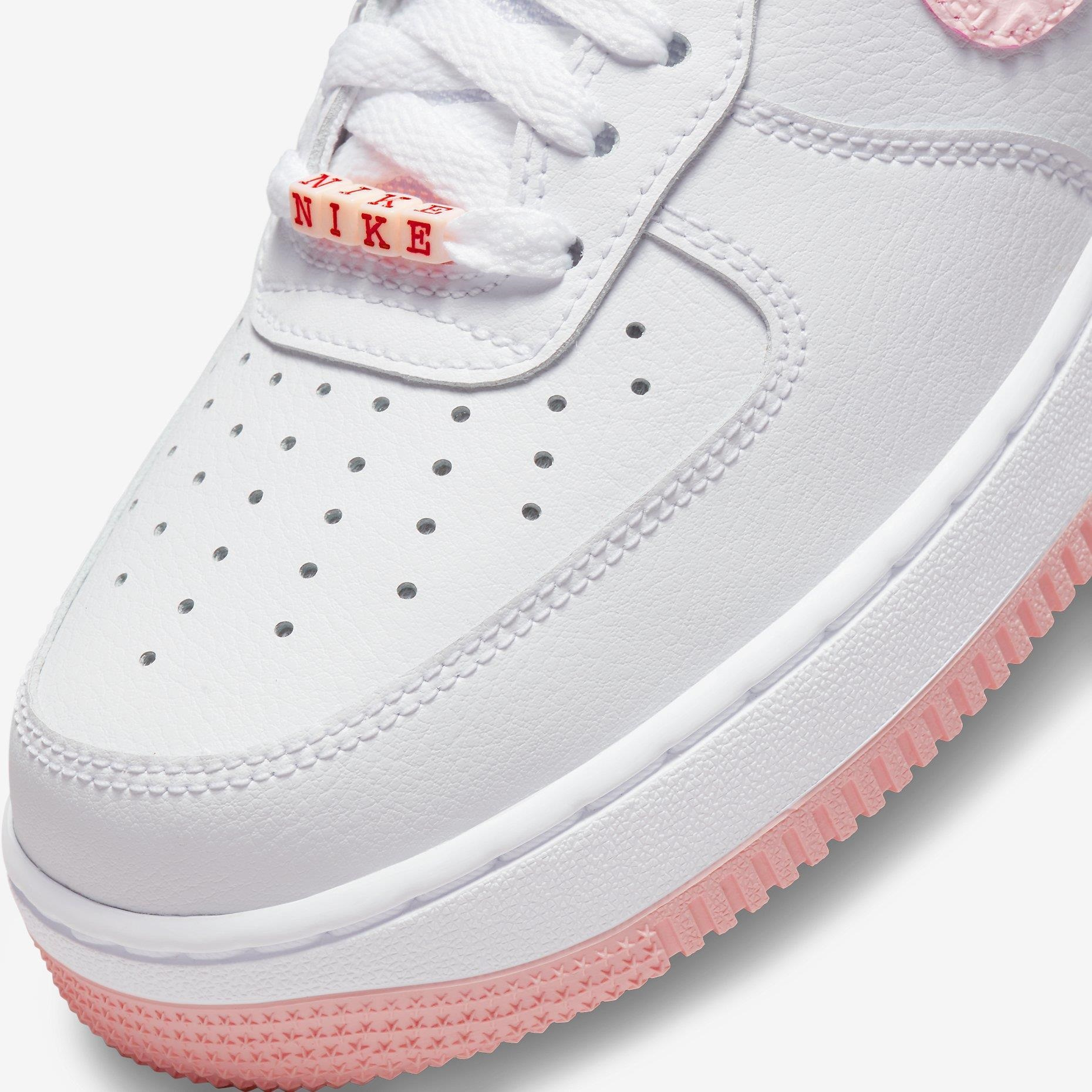 GIÀY NỮ NIKE AIR FORCE 1 07 LOW VD VALENTINE S DAY WHITE ATMOSPHERE UNIVERSITY RED SAIL DQ9320-100 7