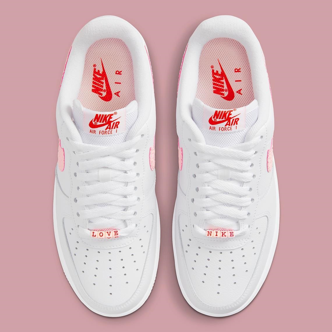 GIÀY NỮ NIKE AIR FORCE 1 07 LOW VD VALENTINE S DAY WHITE ATMOSPHERE UNIVERSITY RED SAIL DQ9320-100 19