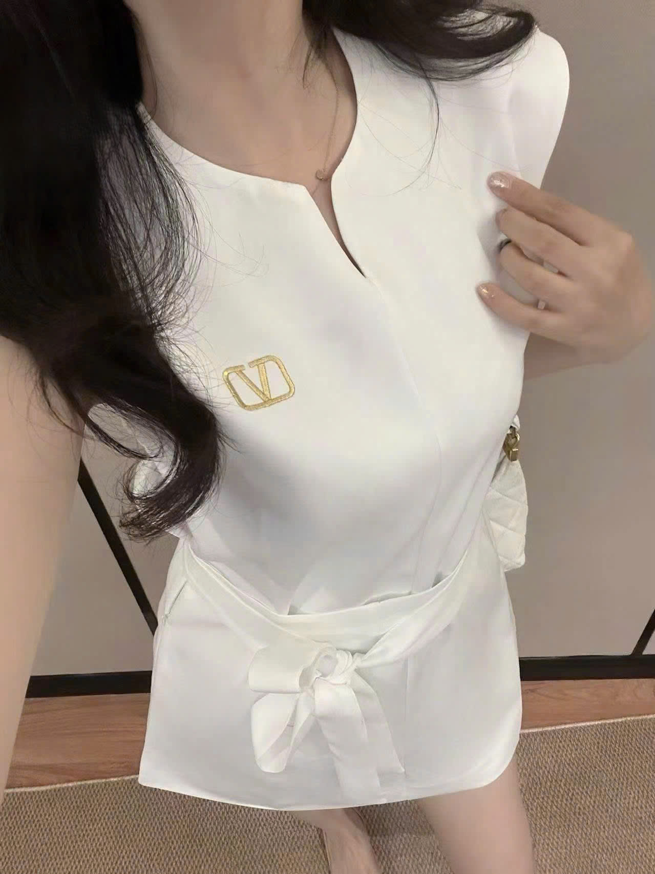 Áo đầm trắng nữ dáng ngắn kèm dây nơ nữ Valentino 5