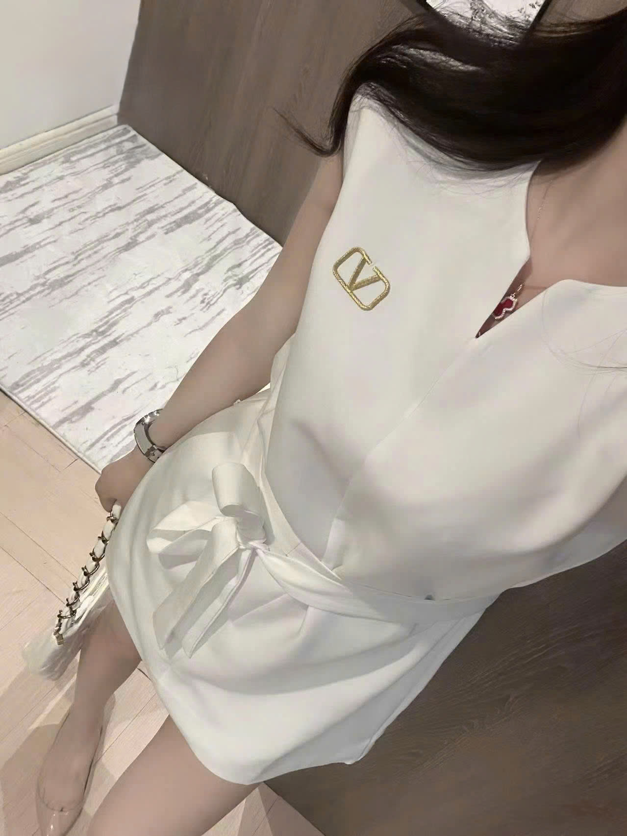 Áo đầm trắng nữ dáng ngắn kèm dây nơ nữ Valentino 7