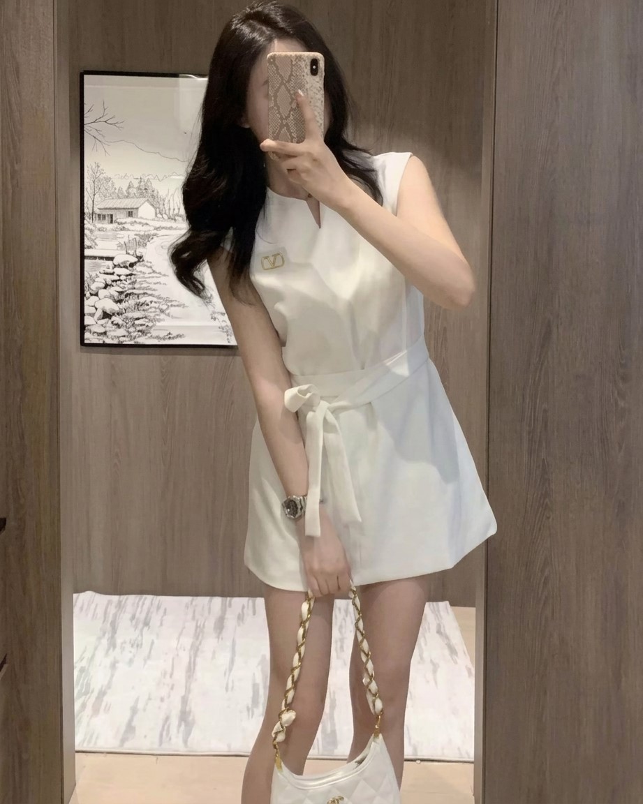 Áo đầm trắng nữ dáng ngắn kèm dây nơ nữ Valentino 8