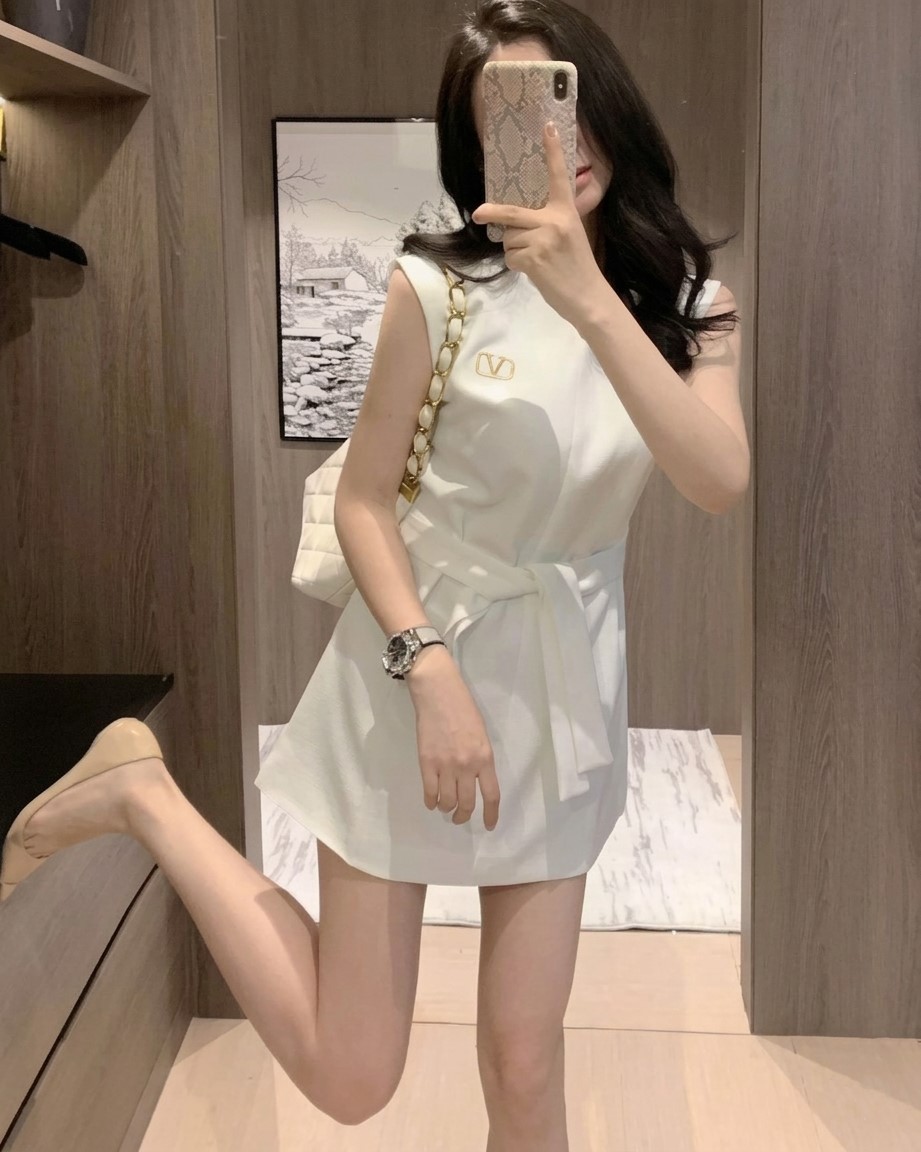 Áo đầm trắng nữ dáng ngắn kèm dây nơ nữ Valentino 9