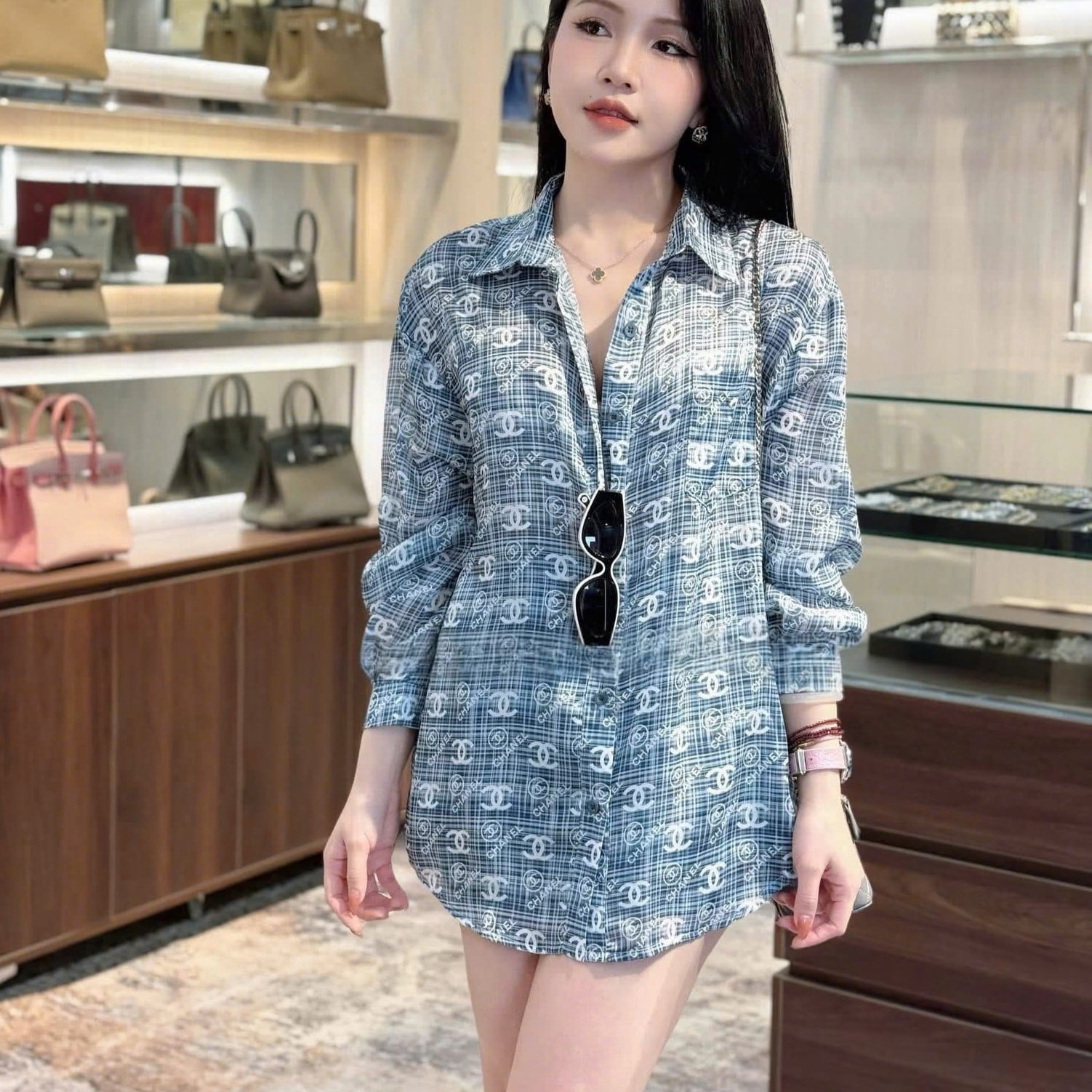 Combo bộ nữ Chanel áo sơ mi quần ngắn xanh dương 6