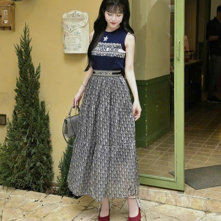 Combo bộ áo dệt kim váy voan dài Dior 7