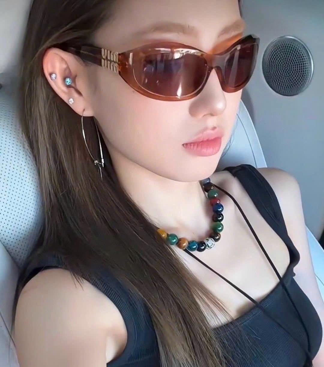 Kính mát Miu Miu Glimpse D-frame Acetate Sunglasses 14ZS 13