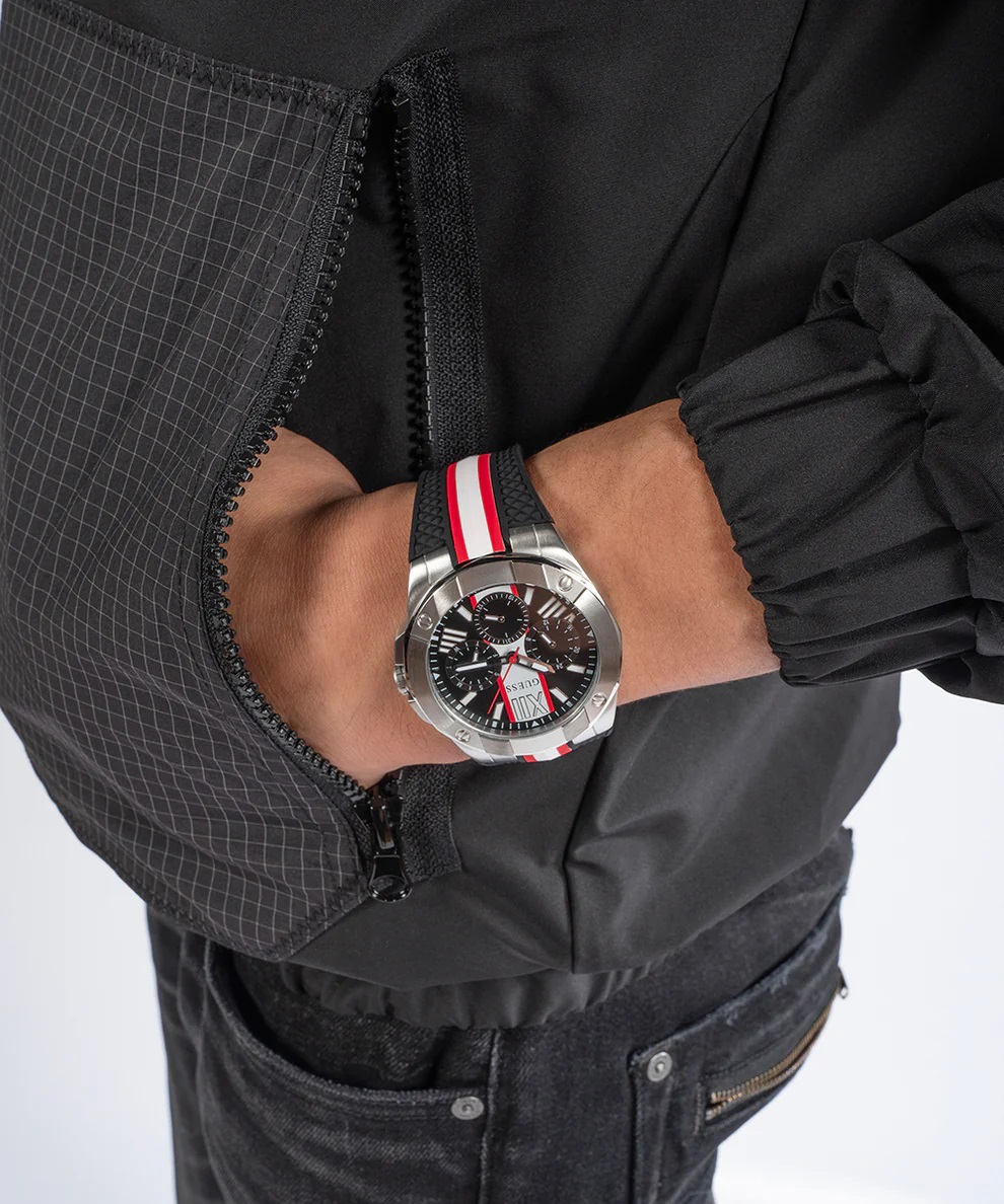 Đồng hồ đeo tay nam Guess Mens Black Silver Tone Multi-function Watch GW0716G1 9
