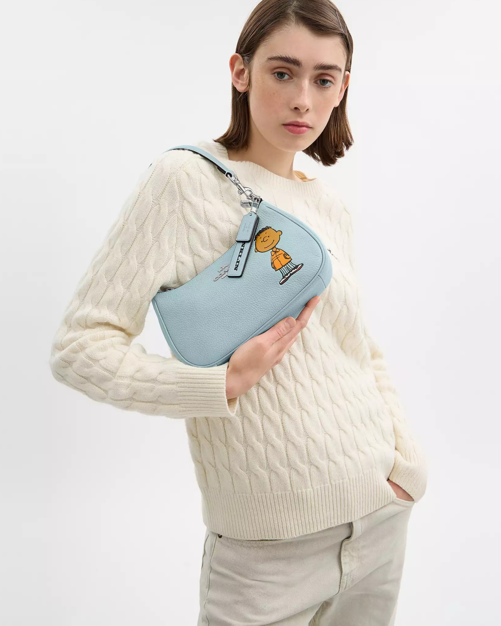 Túi xách Coach X Peanuts Teri Shoulder Bag With Franklin Light Blue Multi CBJ80 5