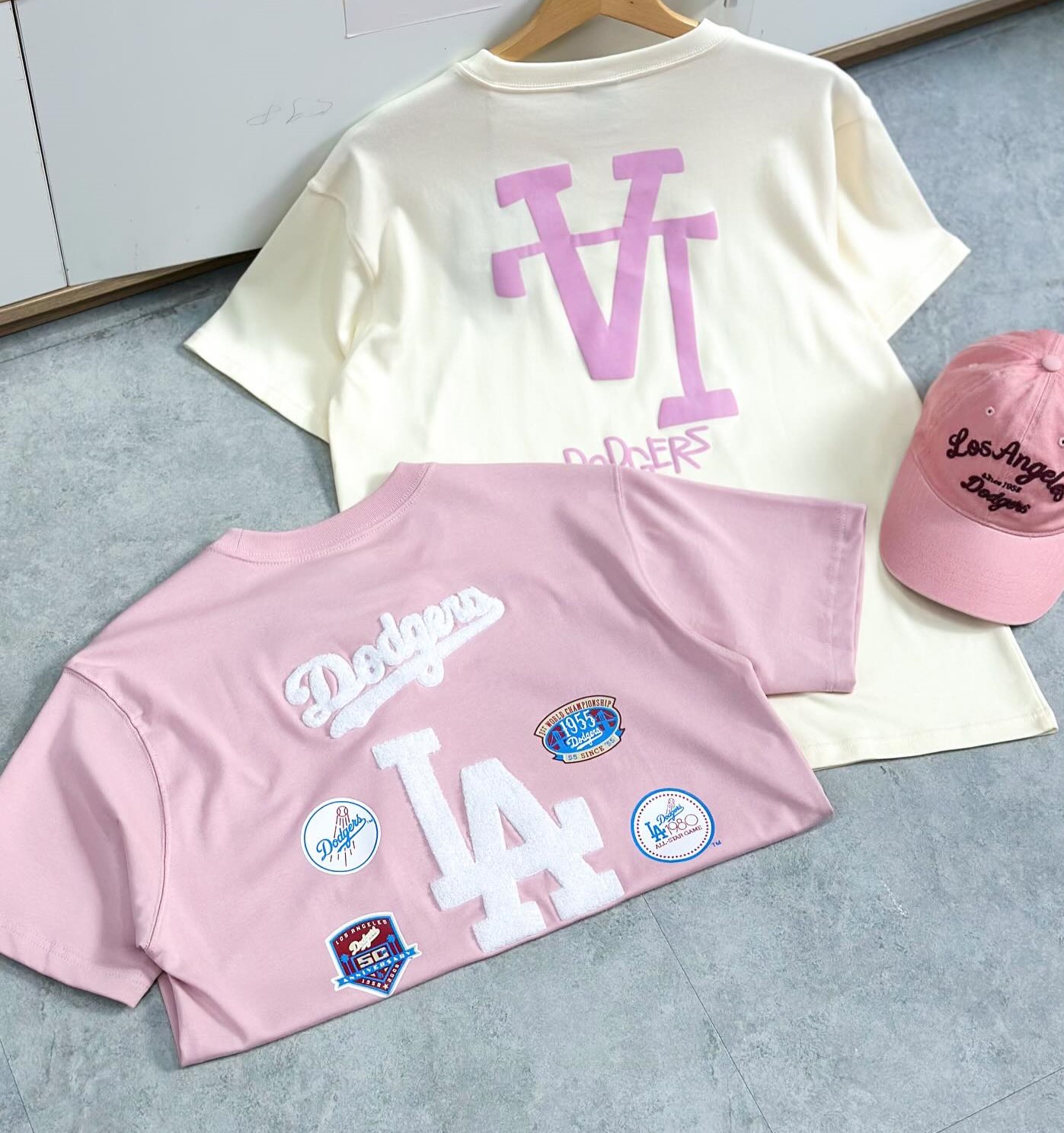 Áo Thun hồng New Era La Dodgers Mini Logo Pink T-Shirt 3