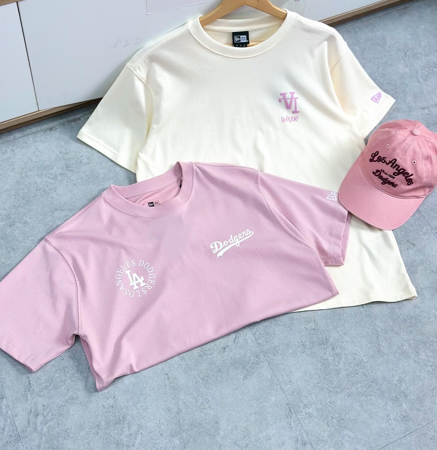 Áo Thun hồng New Era La Dodgers Mini Logo Pink T-Shirt 10