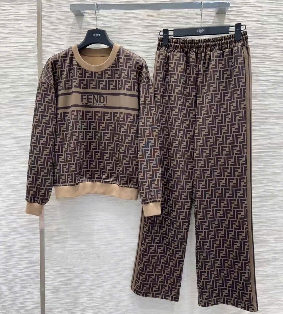 Combo áo quần dài họa tiết hãng Fendi nâu 2